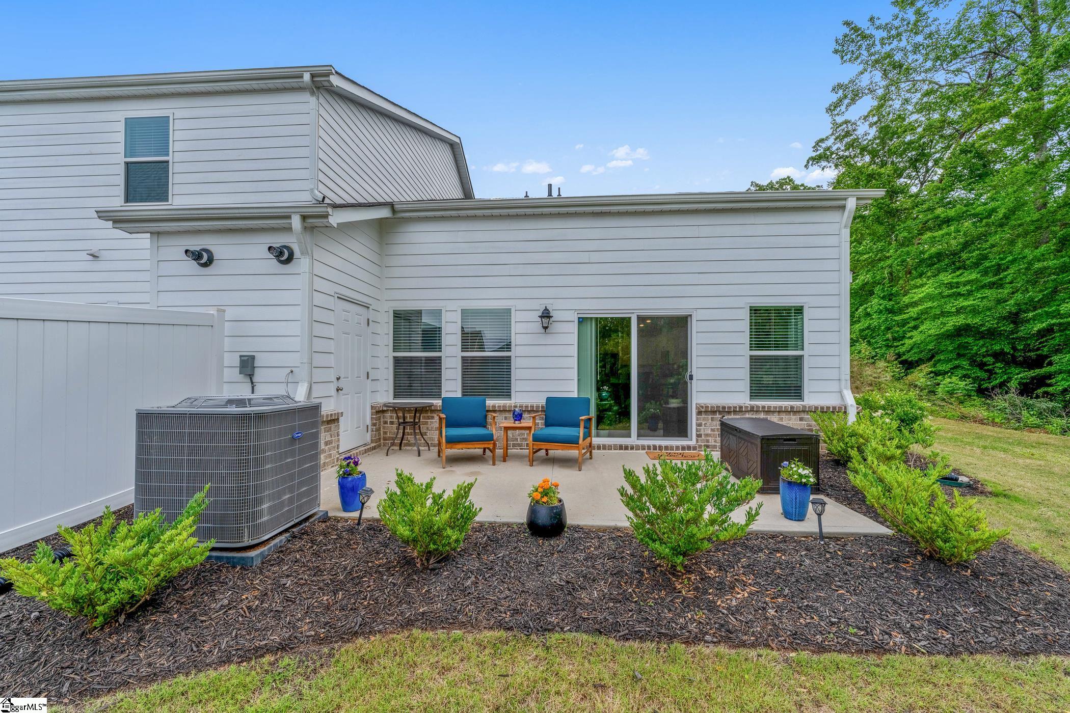 24 Sparrow, Greenville, South Carolina image 3