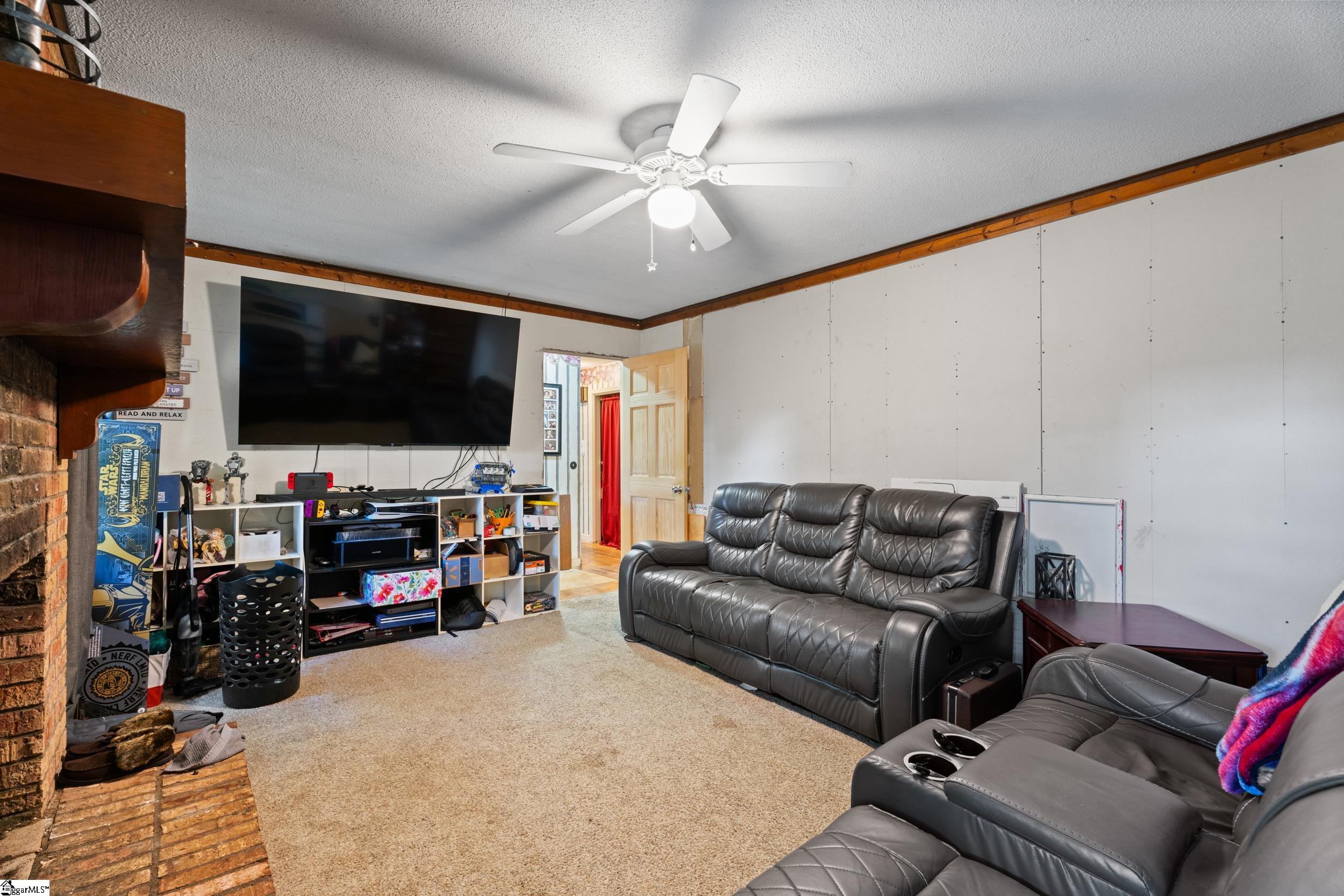 107 Benjamin, Greer, South Carolina image 14