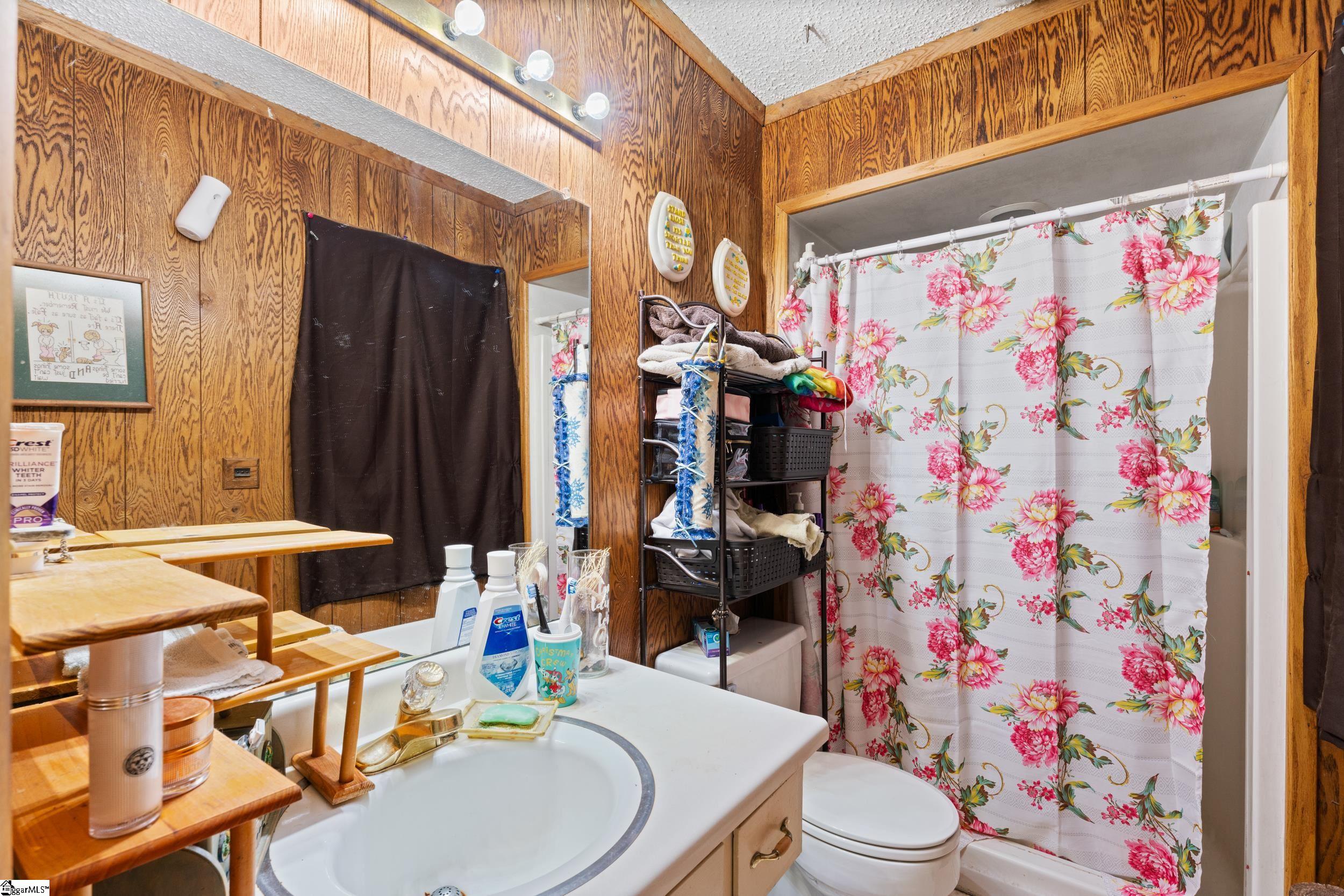 107 Benjamin, Greer, South Carolina image 18