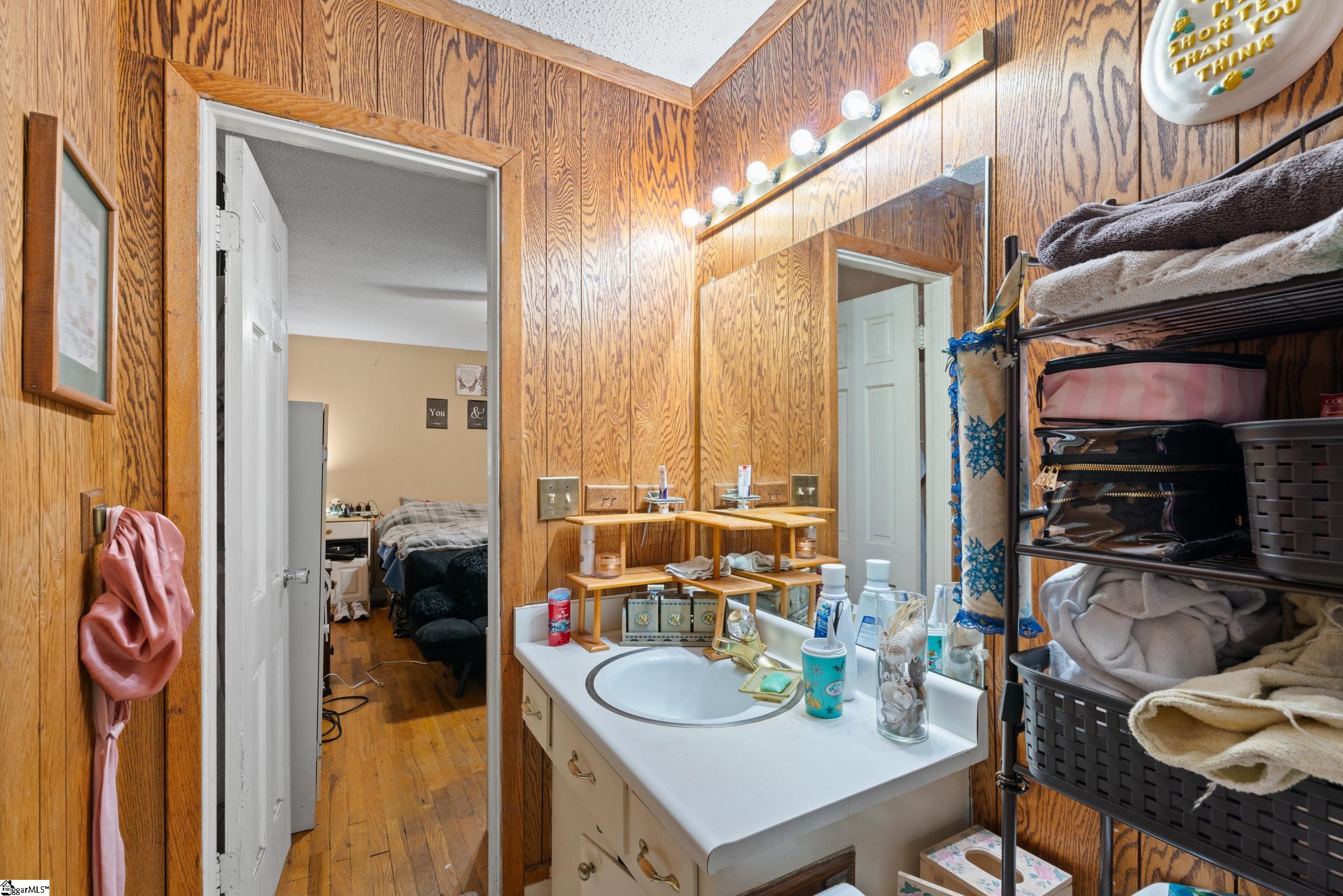107 Benjamin, Greer, South Carolina image 19