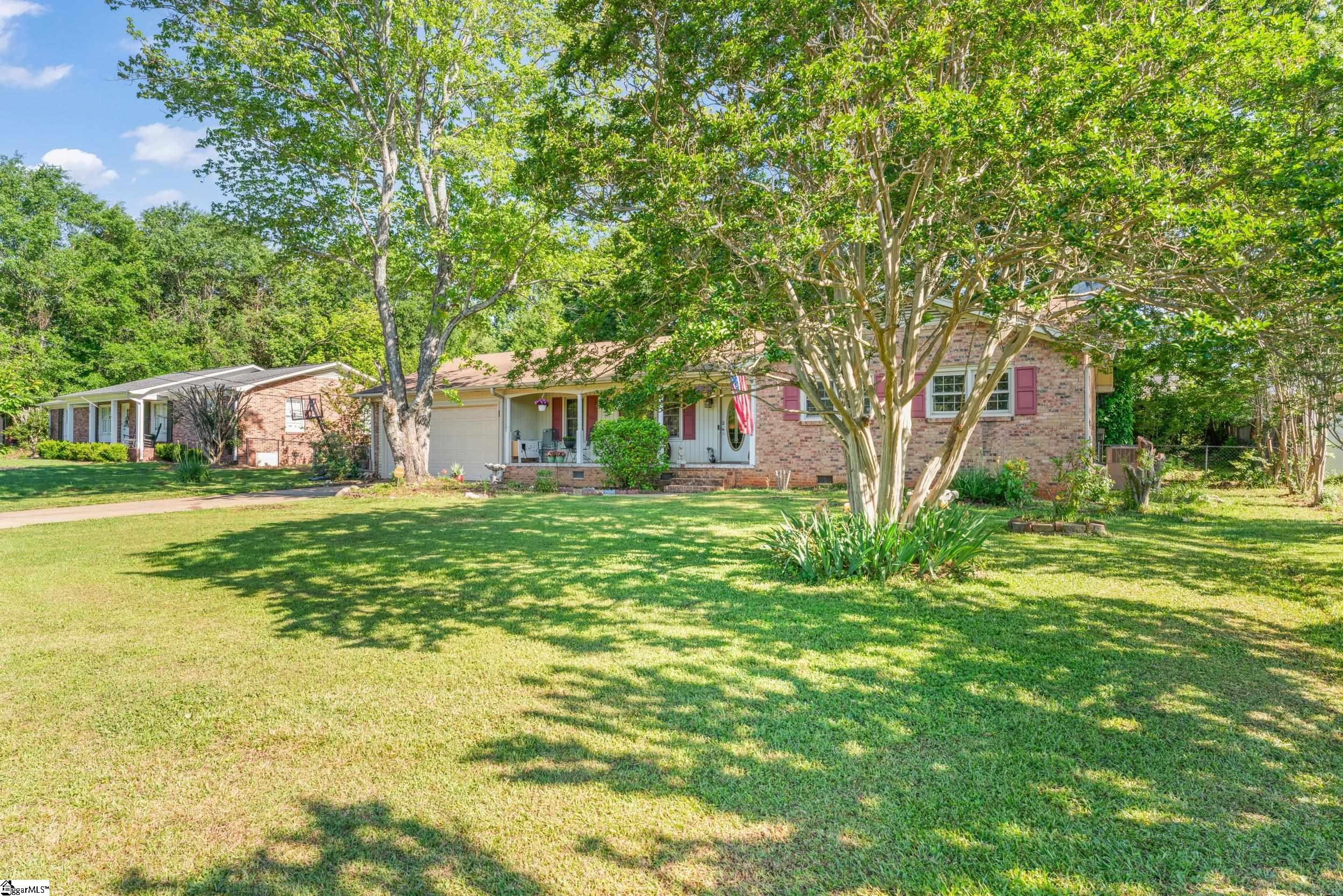107 Benjamin, Greer, South Carolina image 3