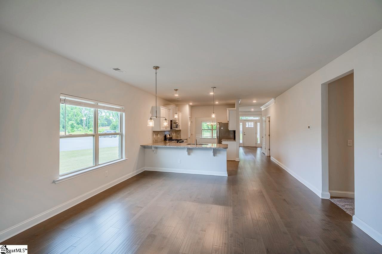 761 Radner, Boiling Springs, South Carolina image 15