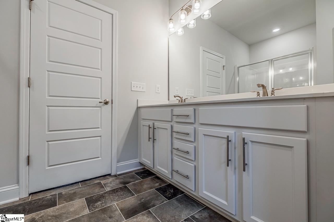 761 Radner, Boiling Springs, South Carolina image 24