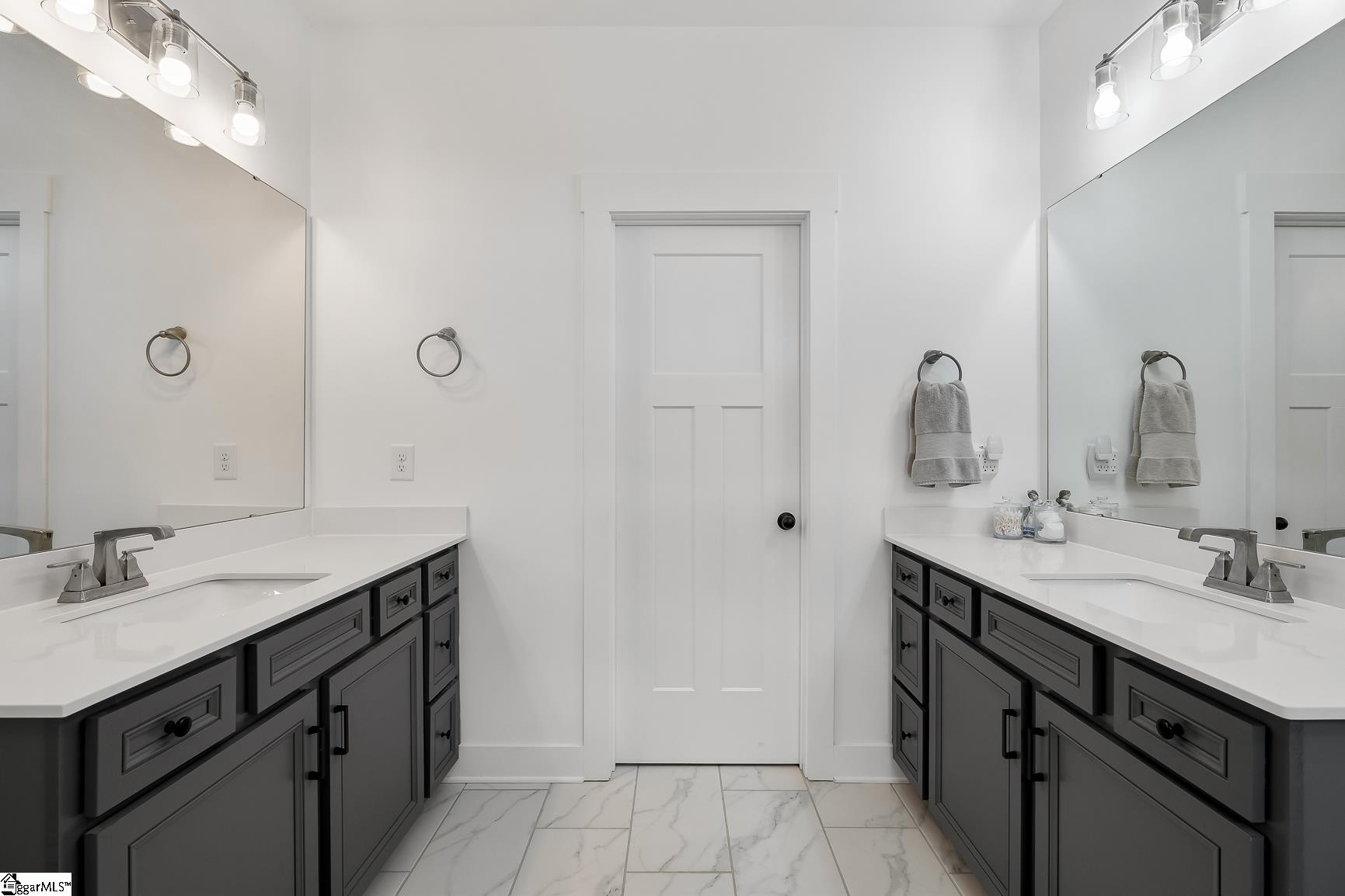 Dual Vanities - On Main