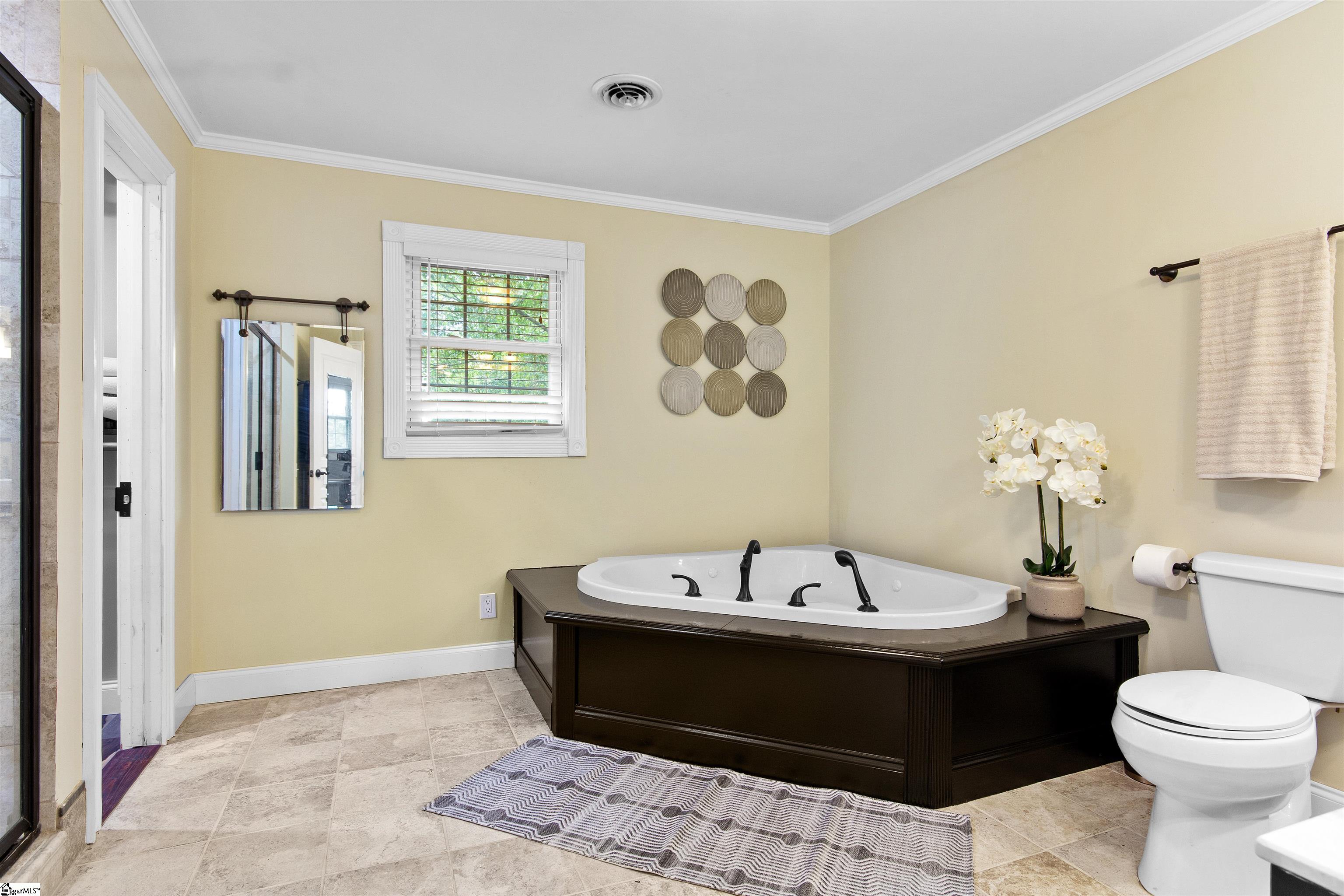 201 Knollview, Greenville, South Carolina image 21