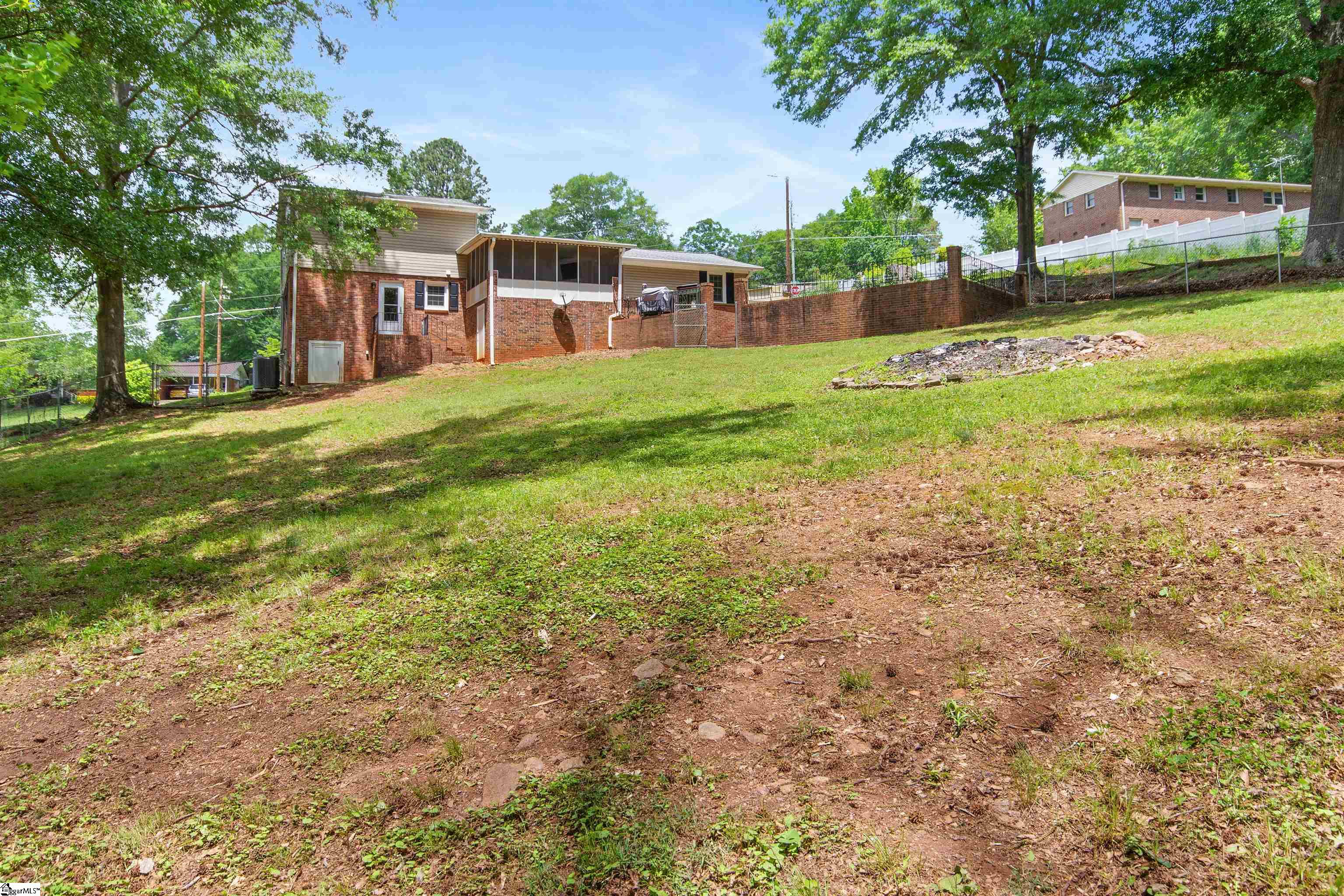 201 Knollview, Greenville, South Carolina image 32