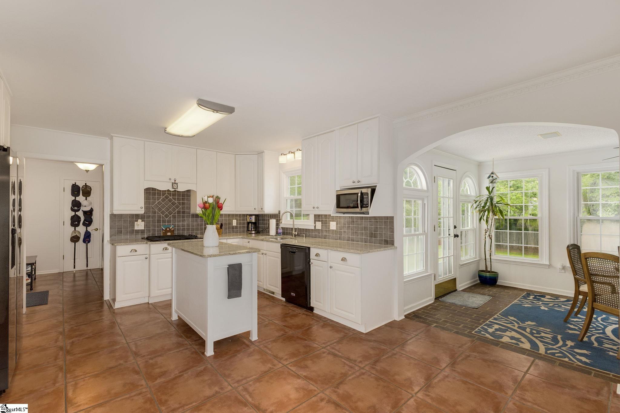 204 Heathwood, Easley, South Carolina image 5