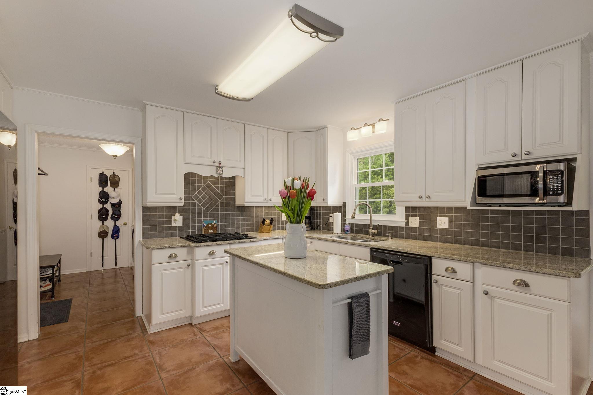 204 Heathwood, Easley, South Carolina image 6