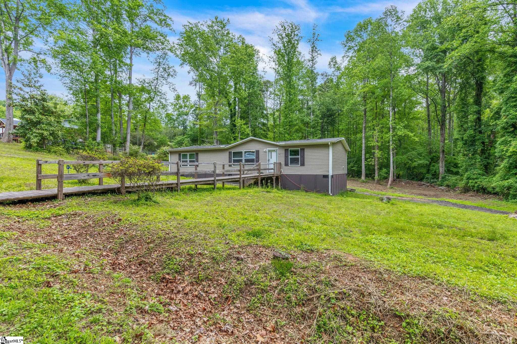 21 Hughes, Greenville, South Carolina image 2