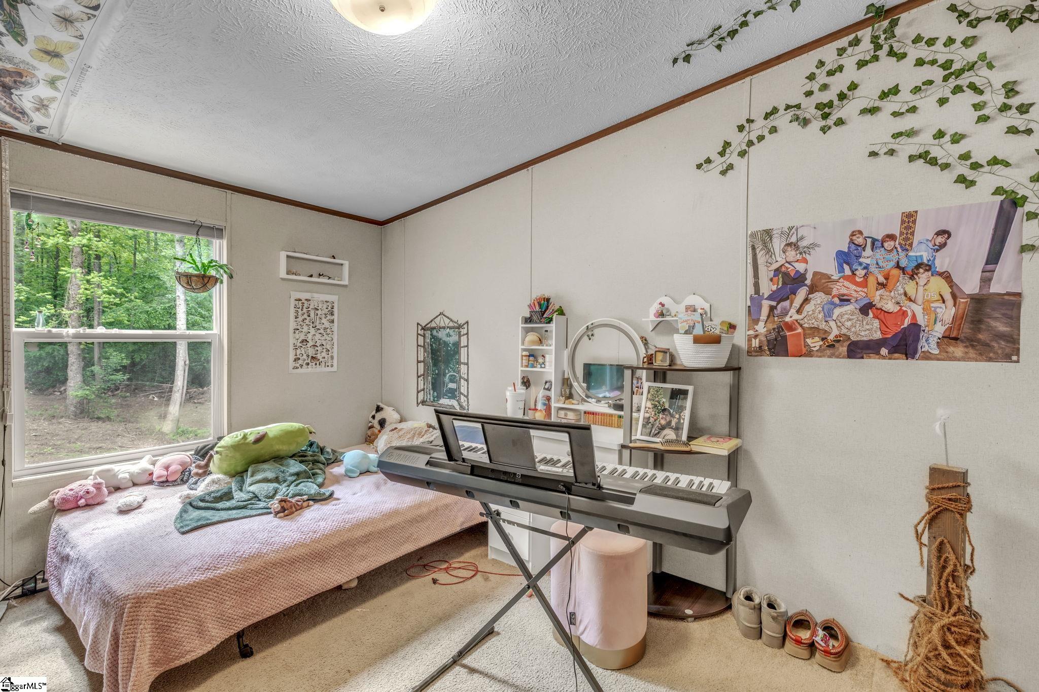 21 Hughes, Greenville, South Carolina image 24