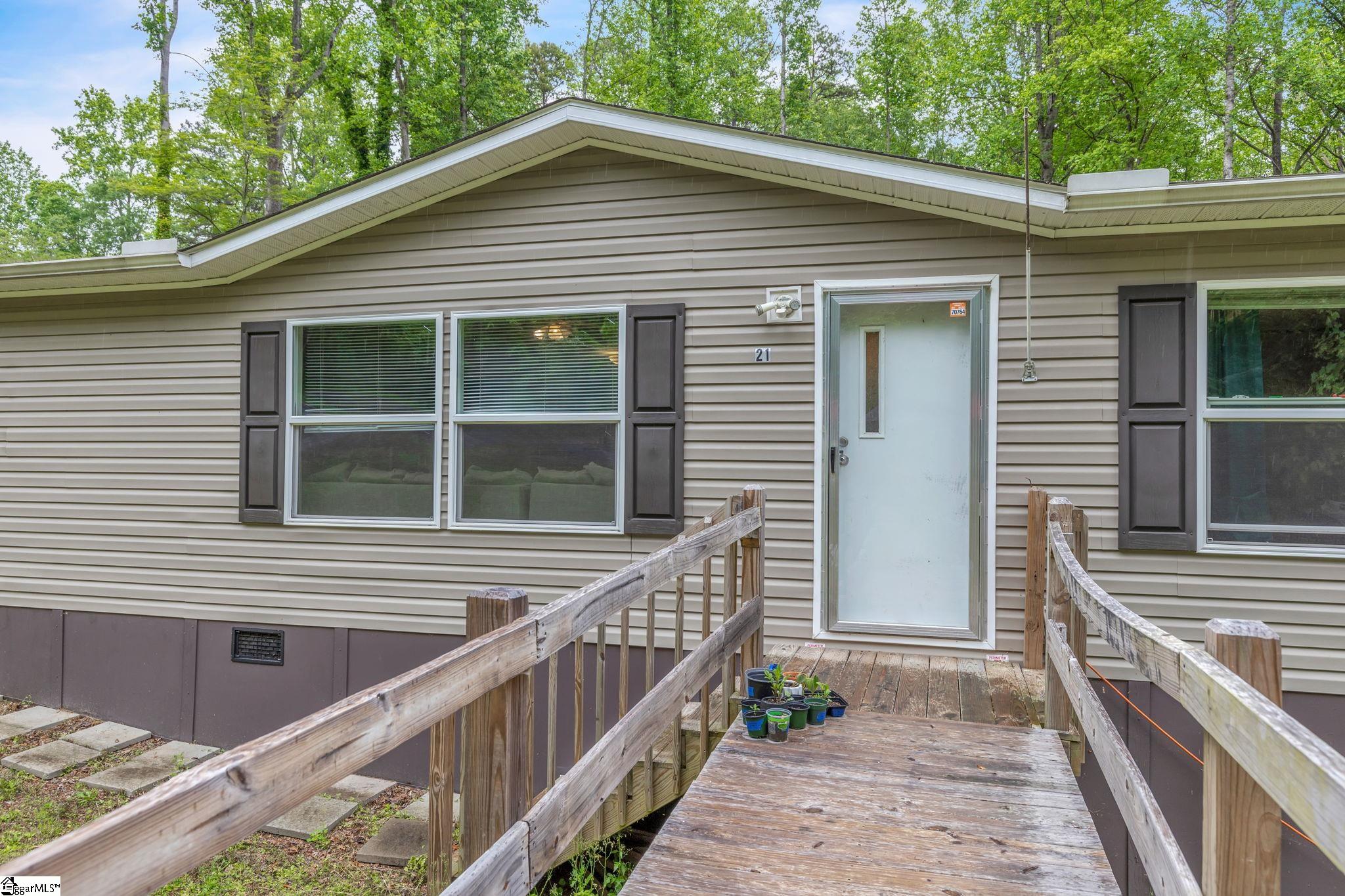 21 Hughes, Greenville, South Carolina image 5