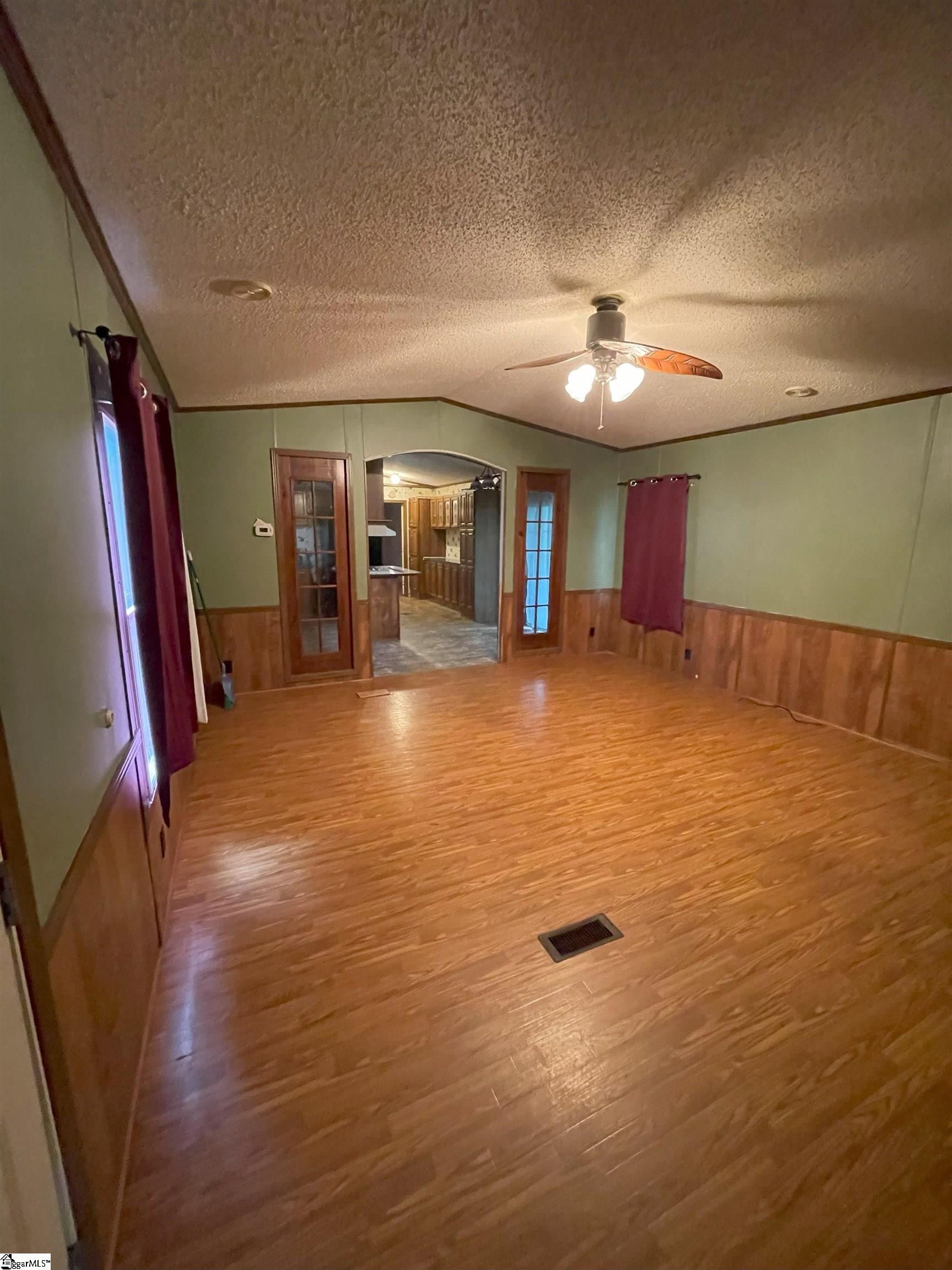 7 Red Barn, Simpsonville, South Carolina image 3