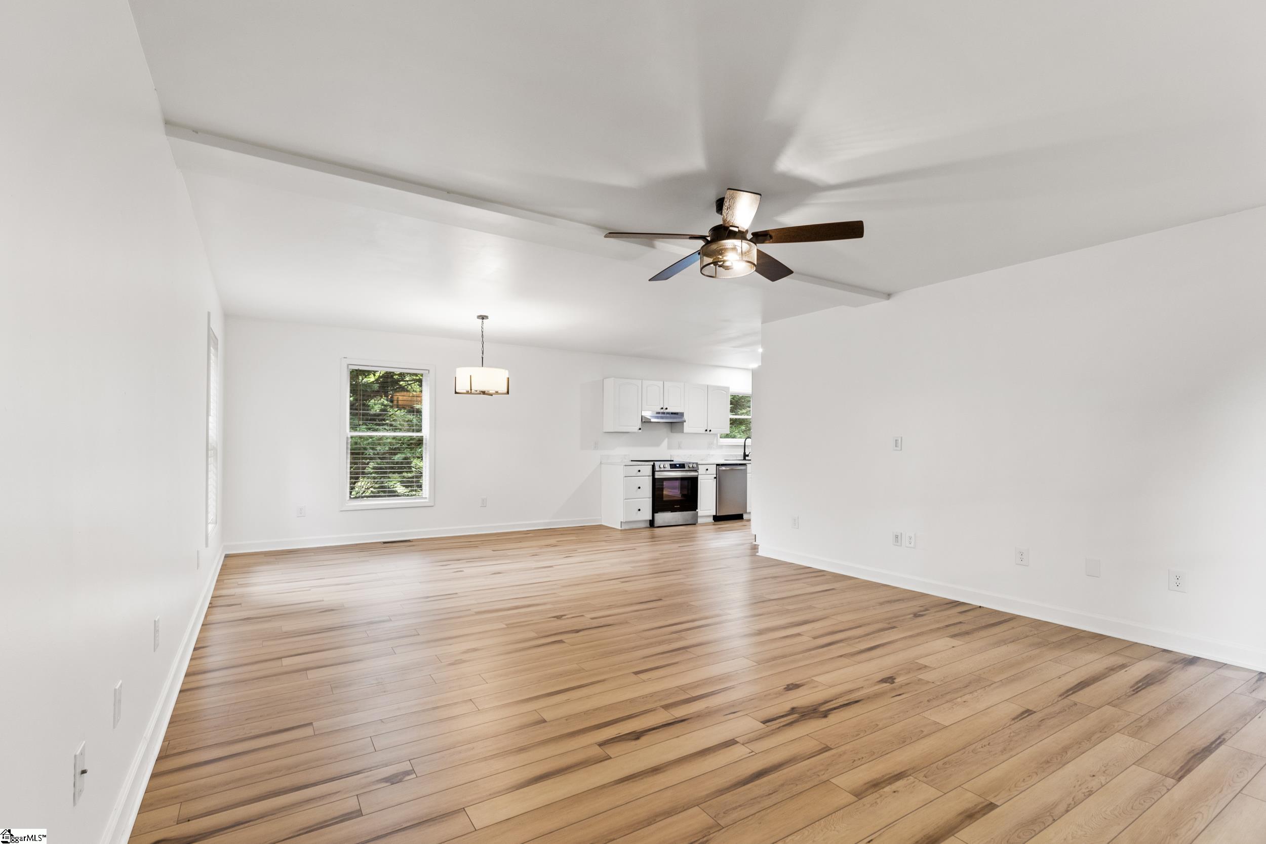 421 Wood, Taylors, South Carolina image 7