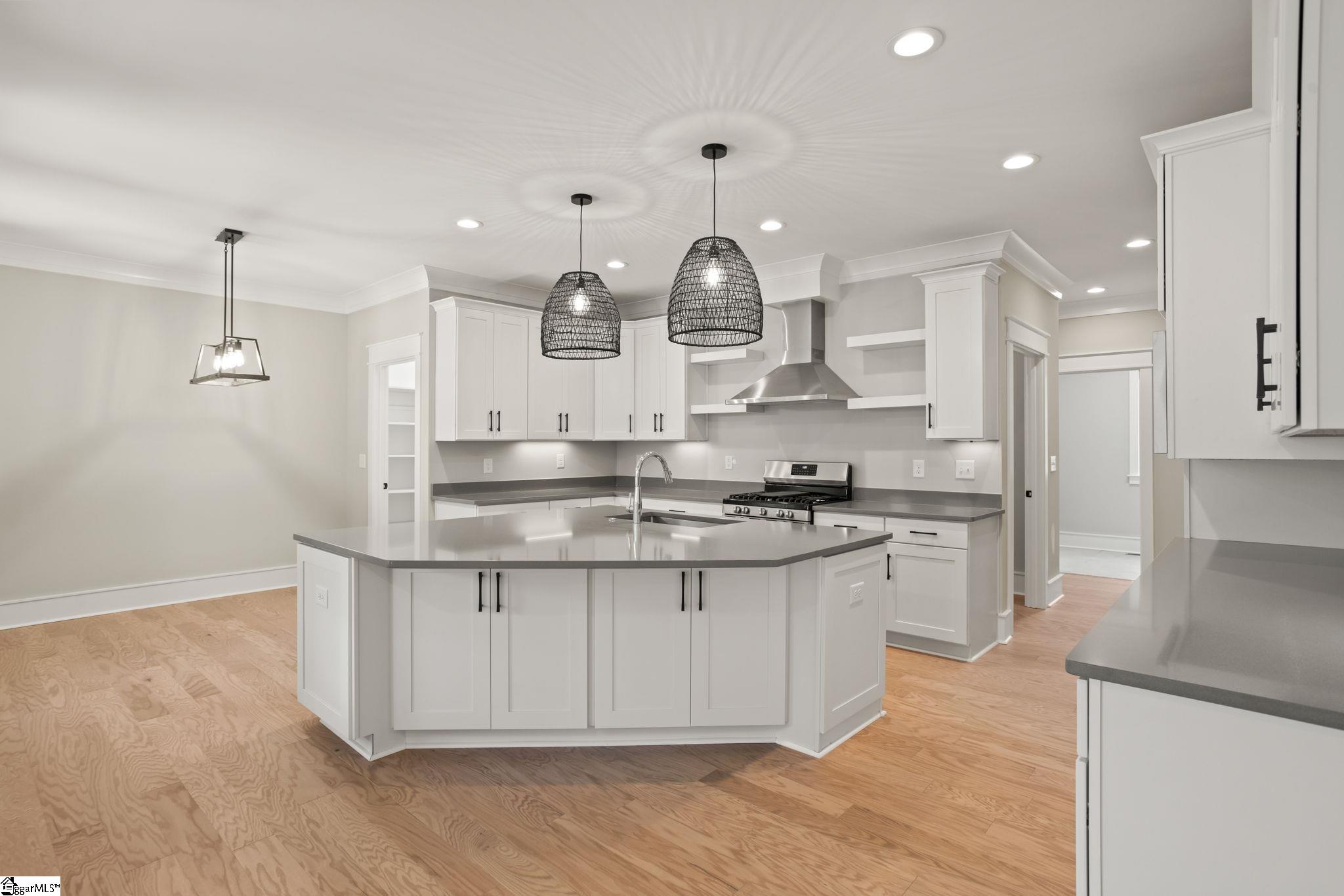 1007 Tudor Cottage, Boiling Springs, South Carolina image 7
