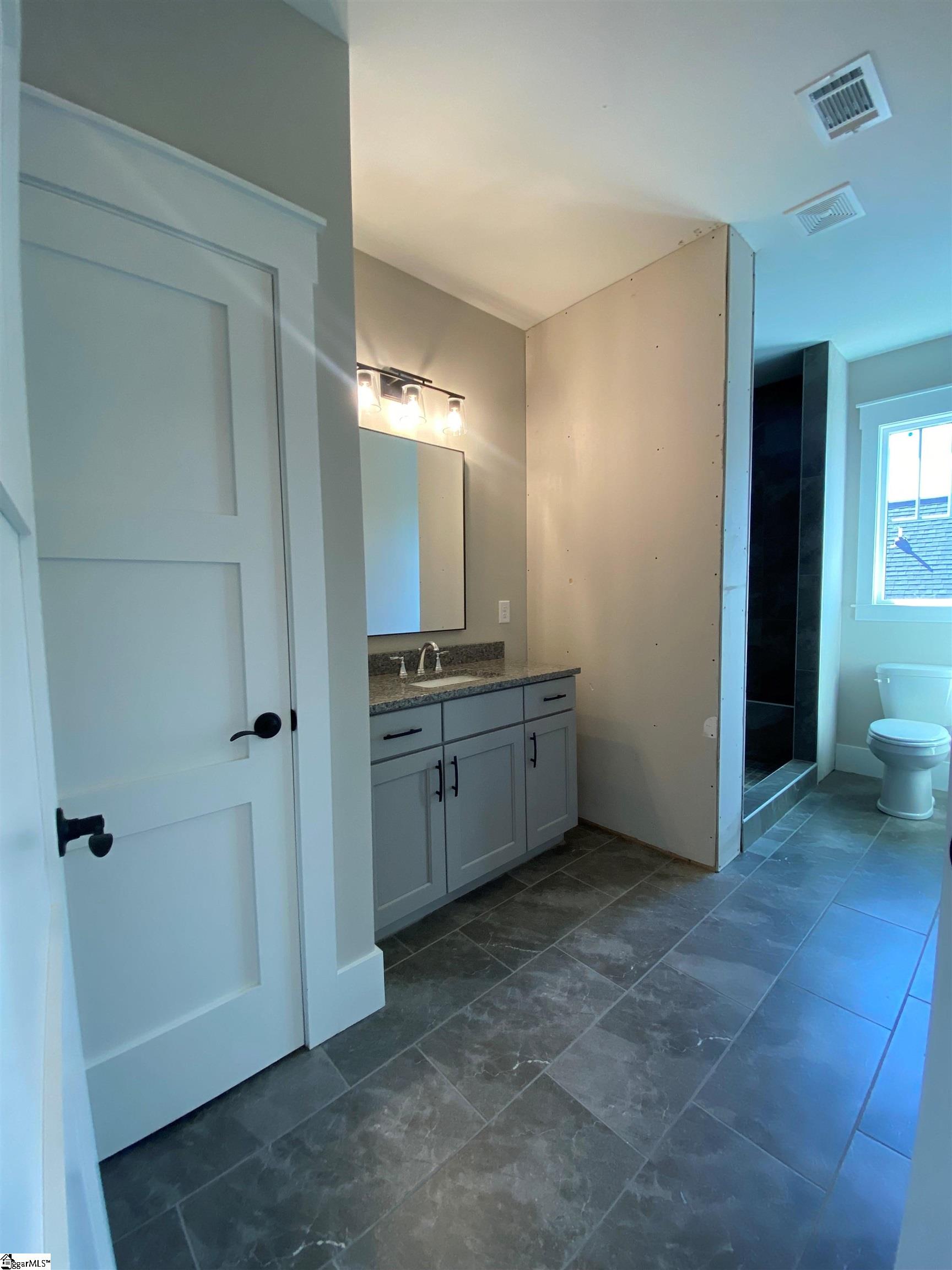 1011 Tudor Cottage, Boiling Springs, South Carolina image 17