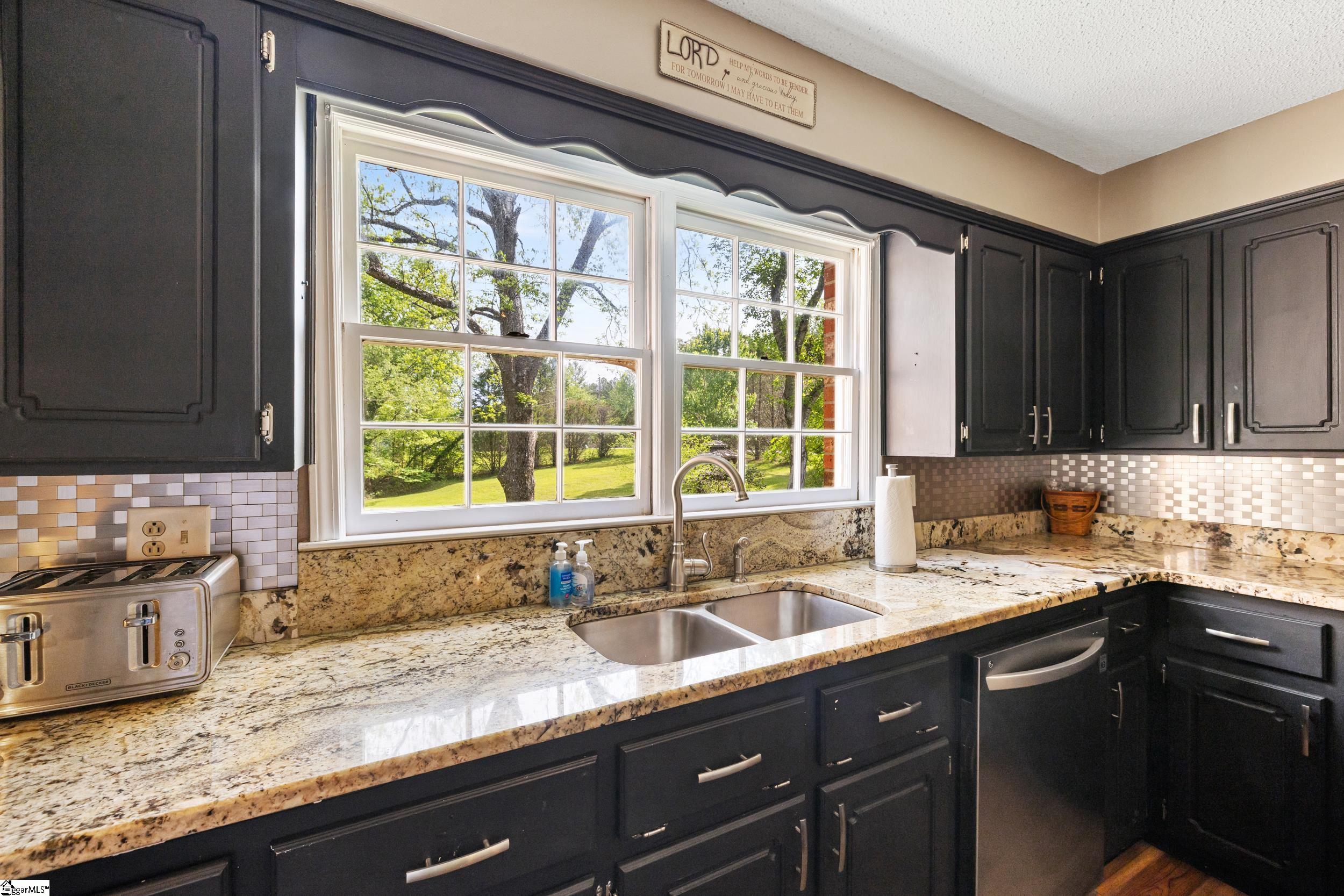 3644 Walhalla, Six Mile, South Carolina image 10
