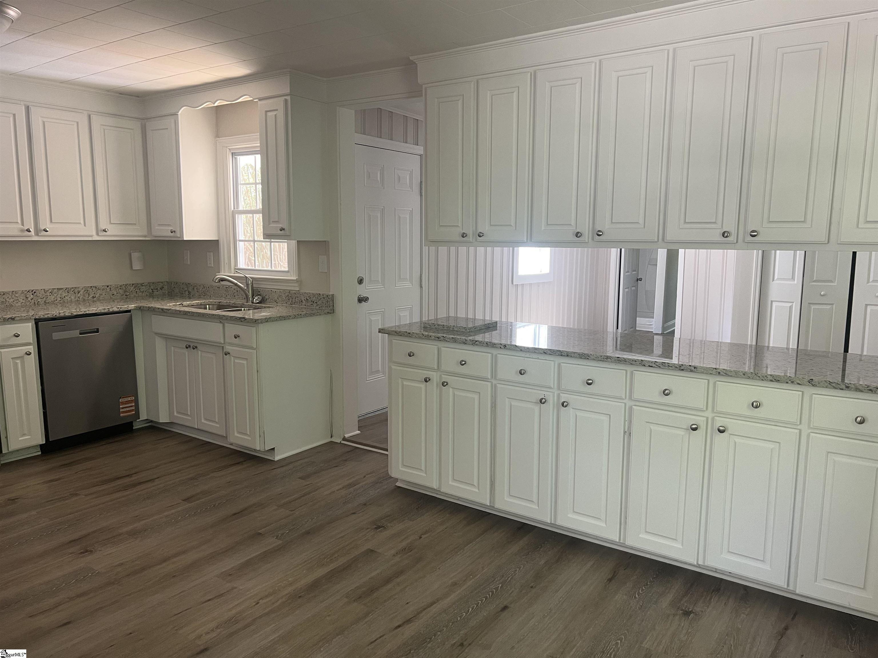 120 Pinedale, Union, South Carolina image 4