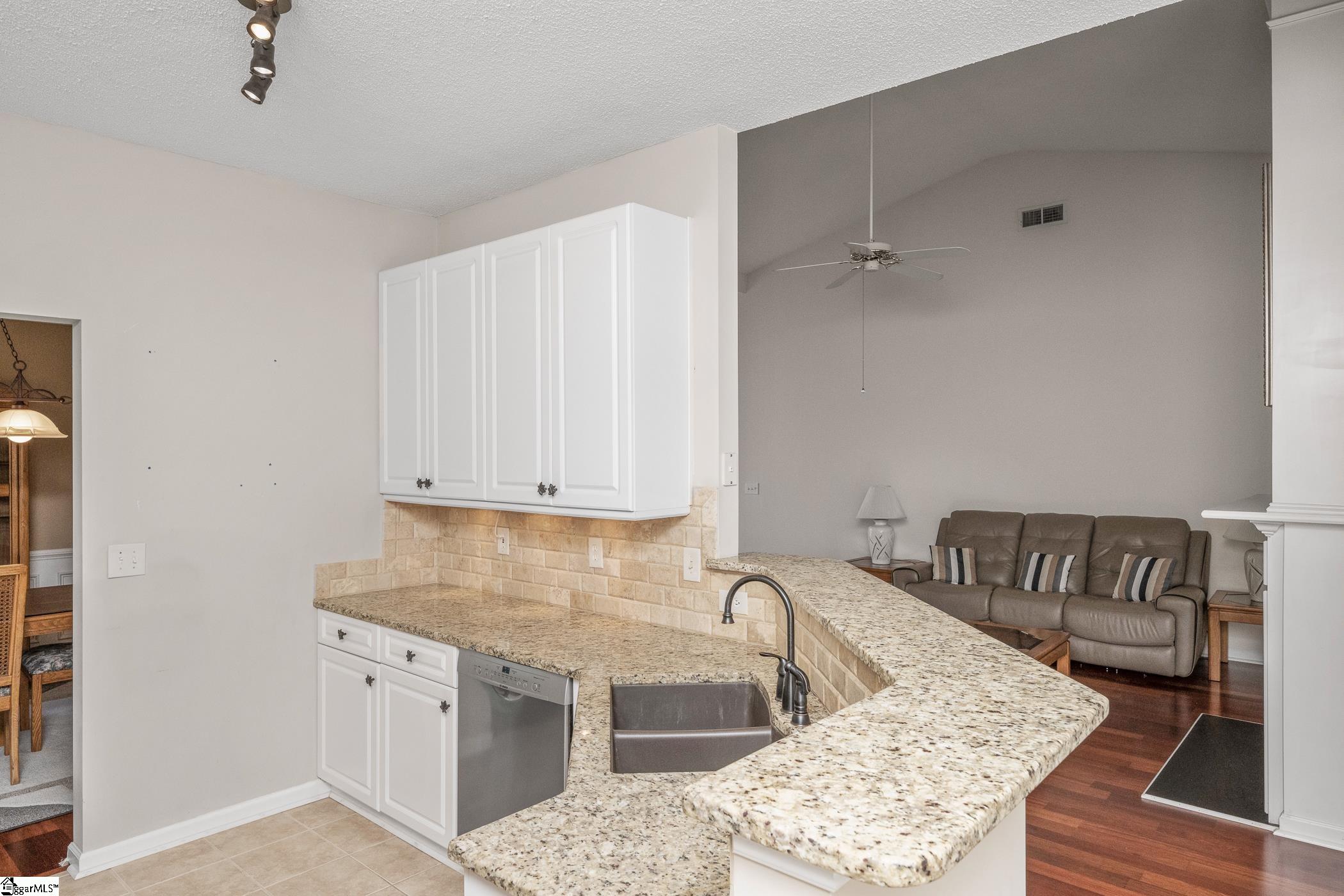 325 Waterton, Simpsonville, South Carolina image 17