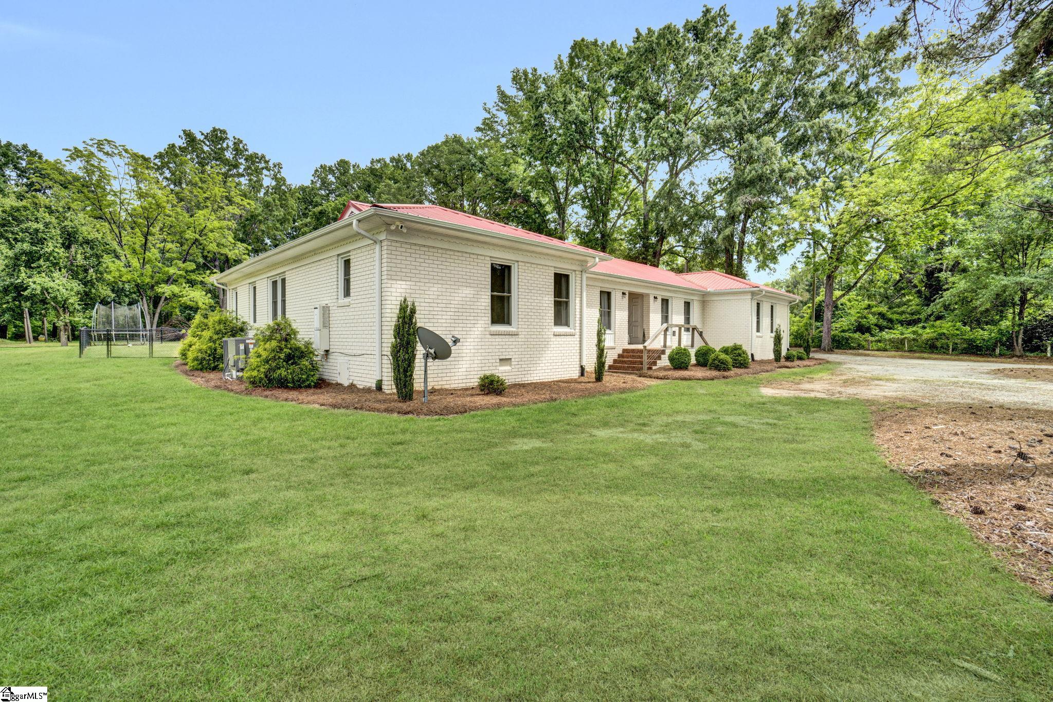 103 Mississippi, Clinton, South Carolina image 39