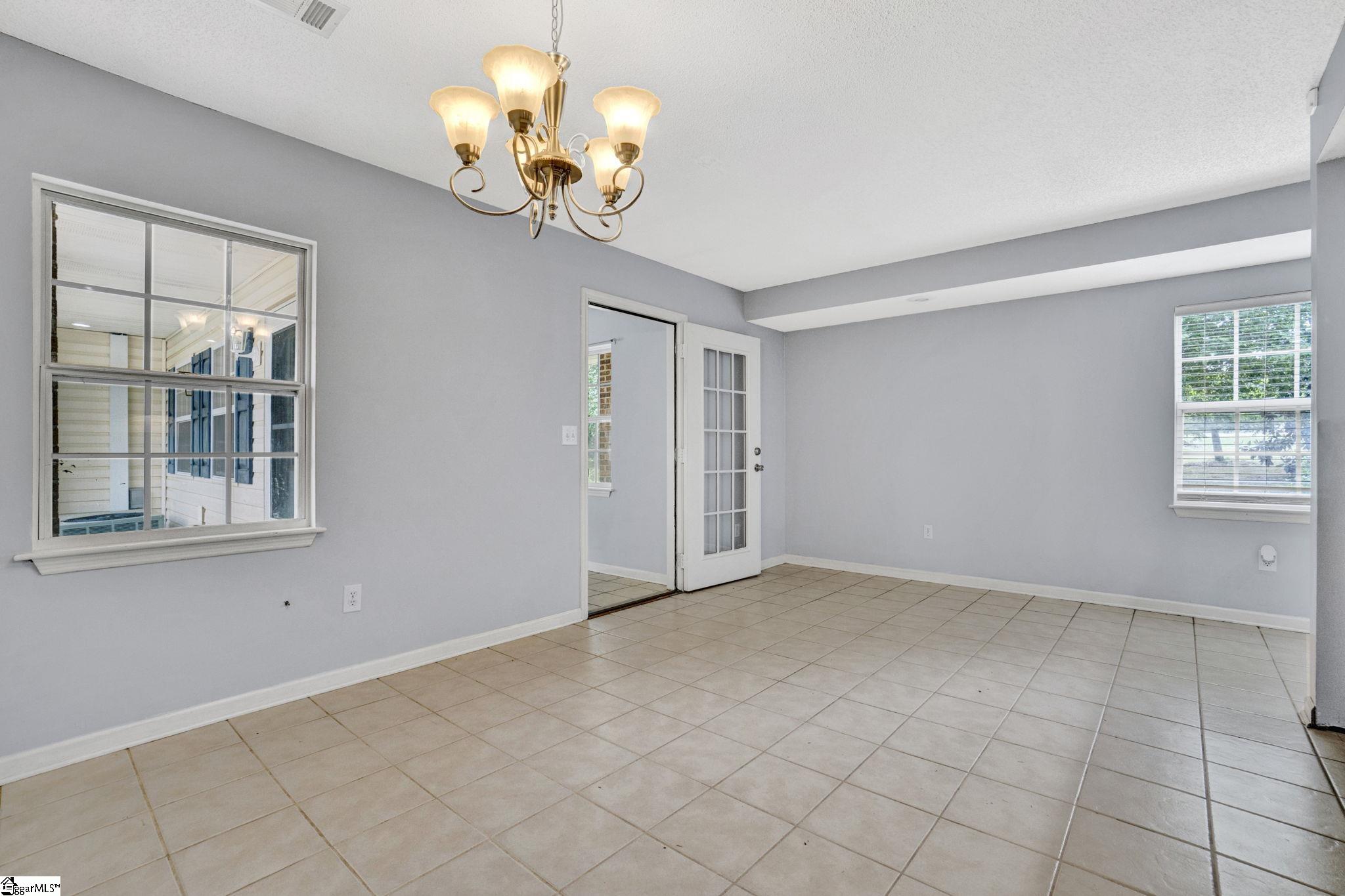 694 Brookwood, Laurens, South Carolina image 11