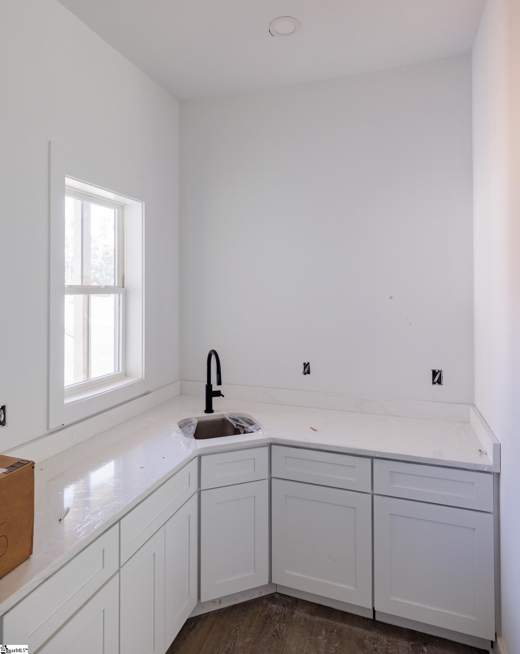 MLS #1556833 image #11