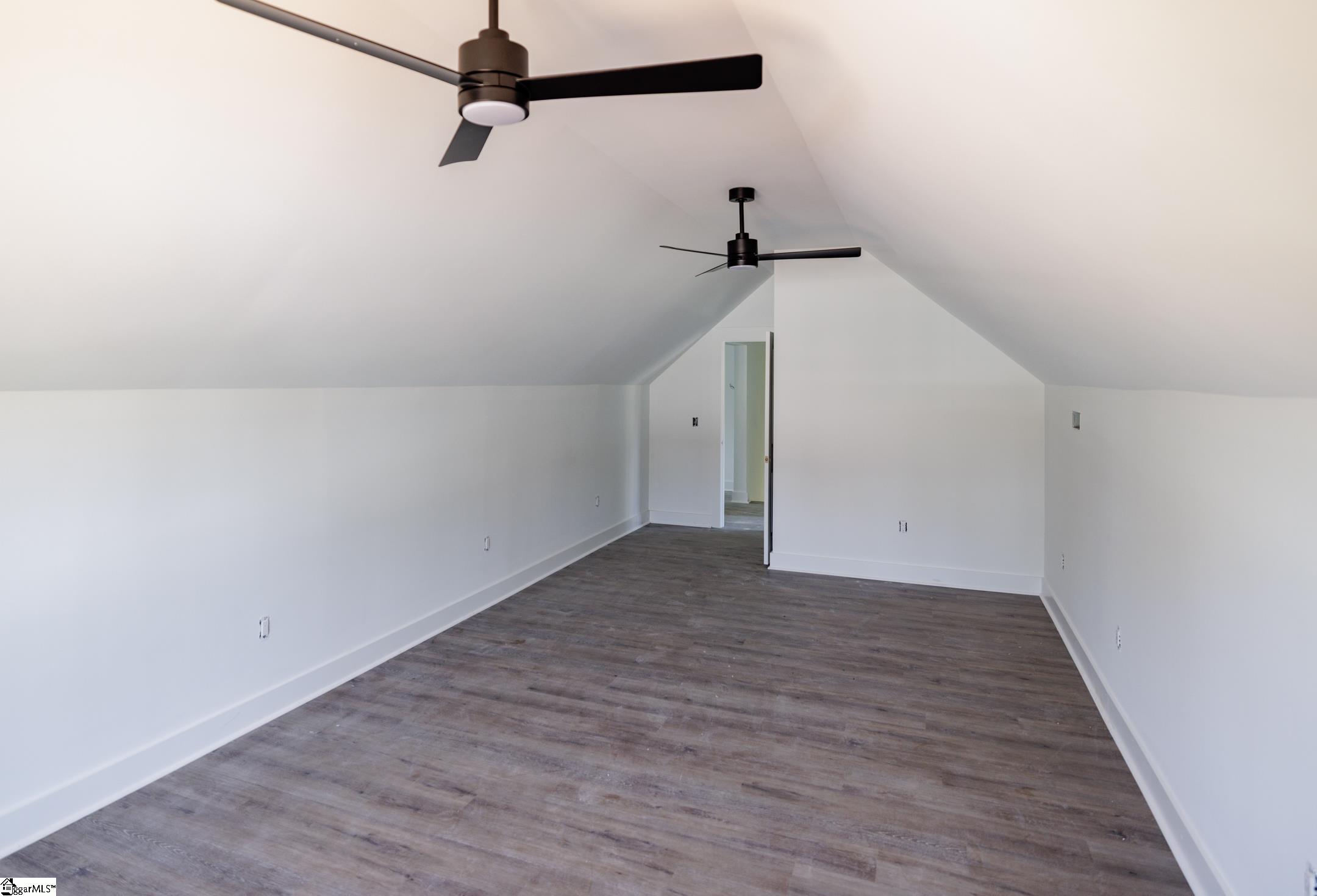 MLS #1556833 image #21