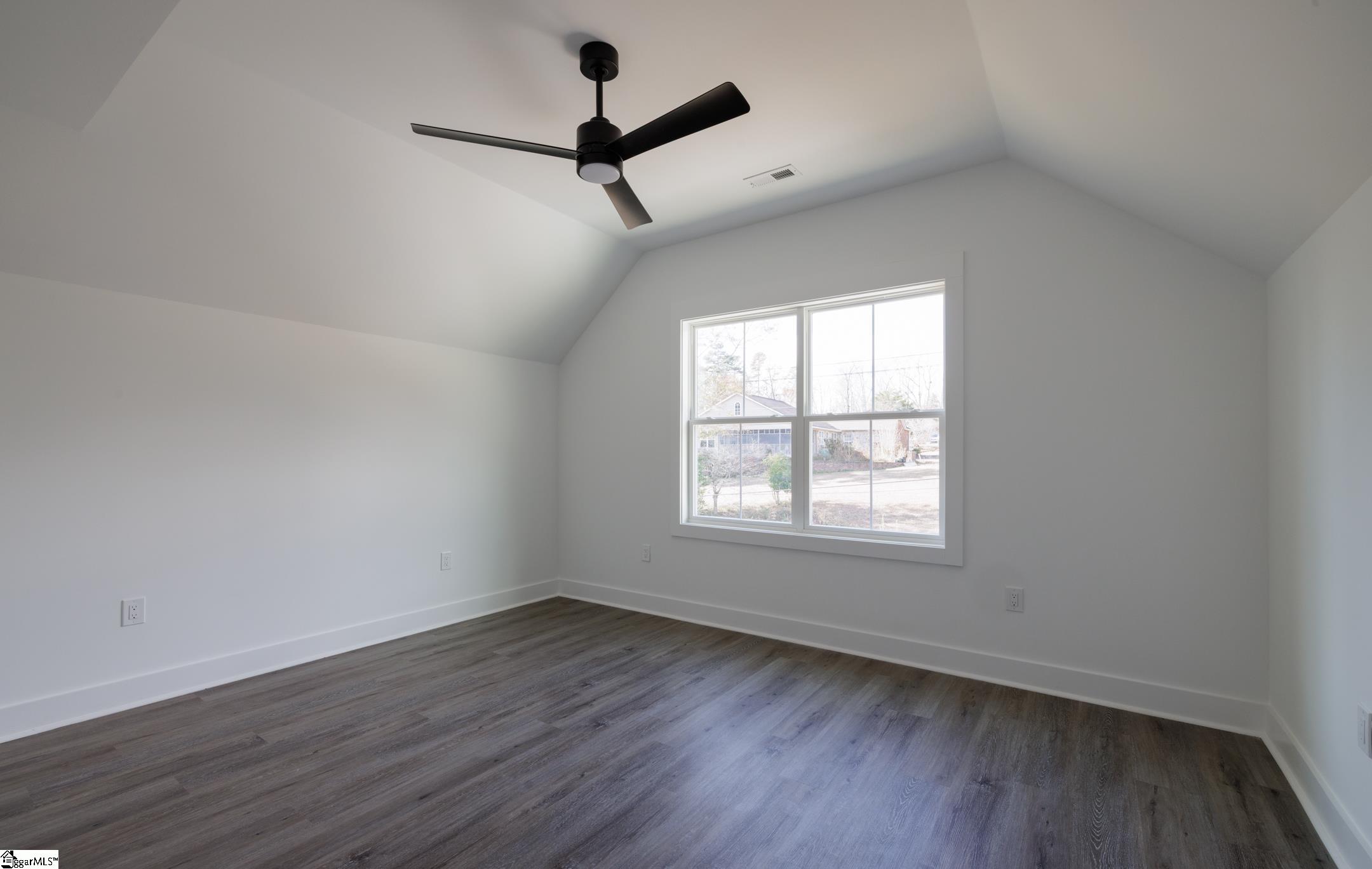 MLS #1556833 image #27