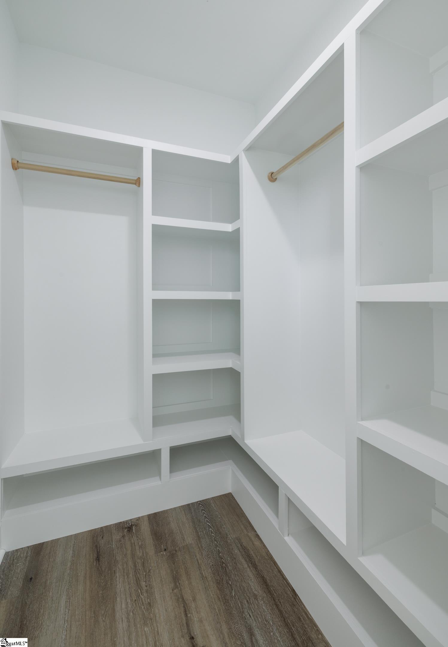 MLS #1556833 image #32