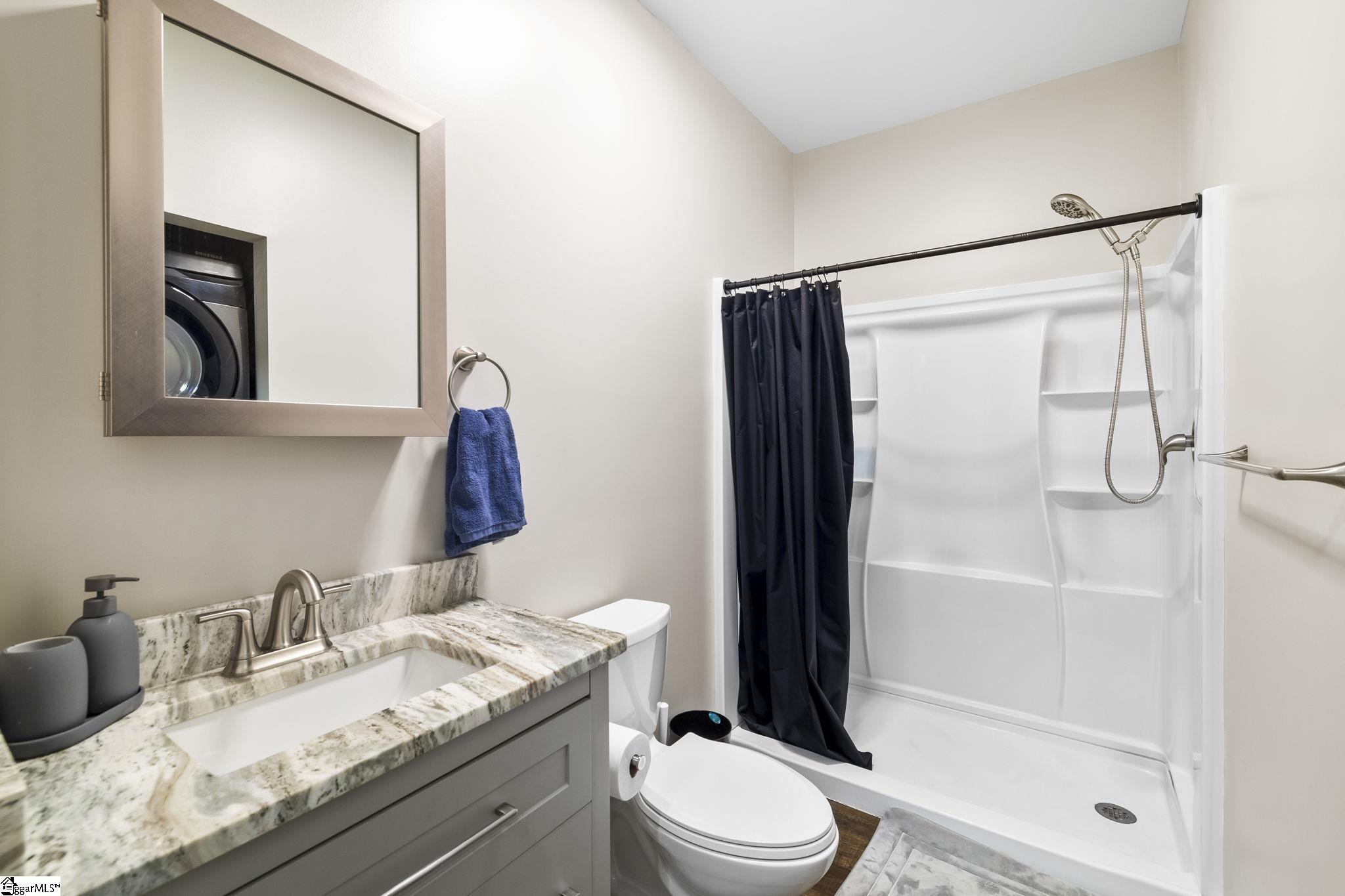 73 E 8th, Greenville, South Carolina image 15
