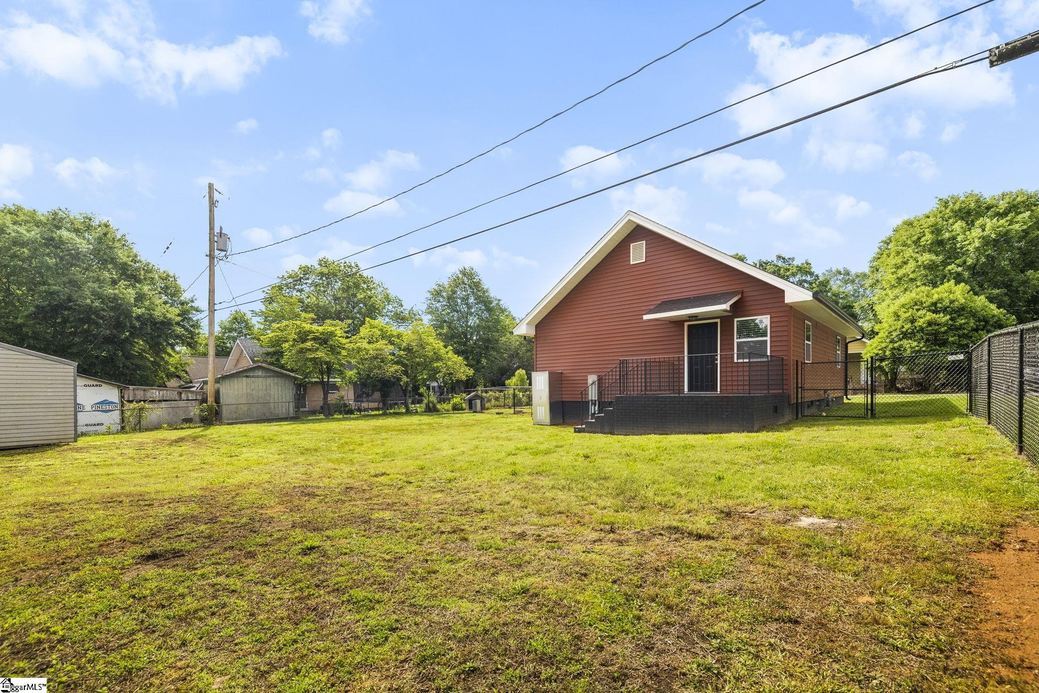 73 E 8th, Greenville, South Carolina image 25