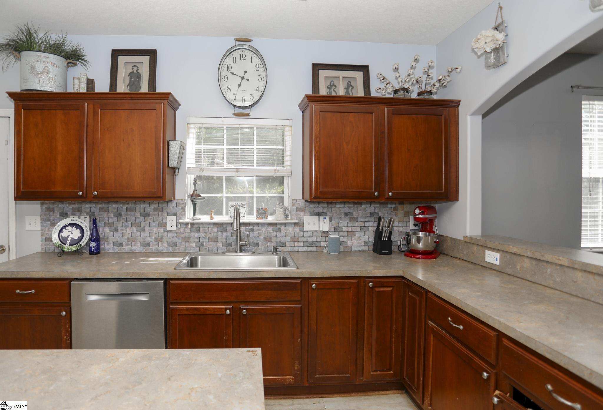 8 Slow Creek, Simpsonville, South Carolina image 15