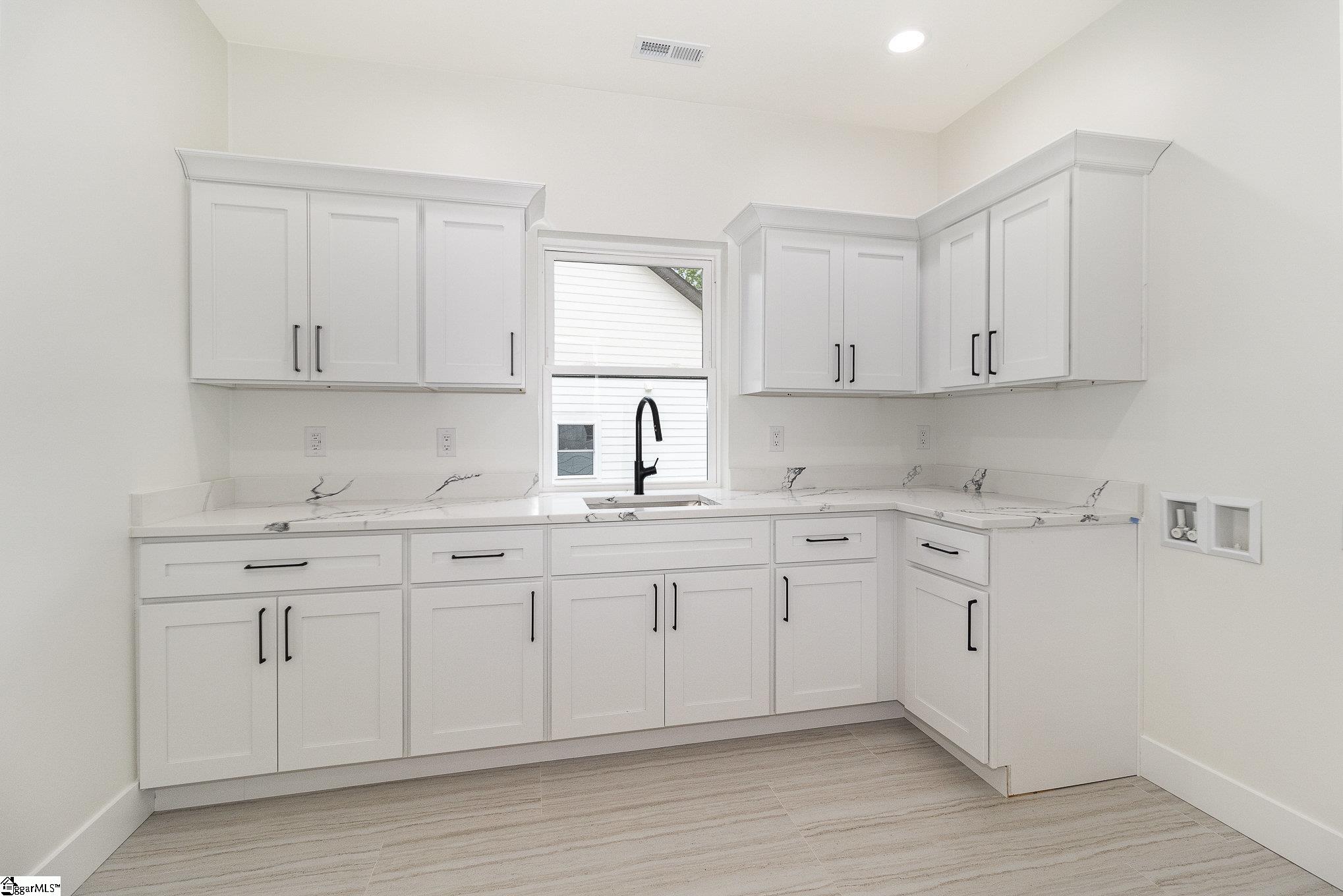 647 Narrow, Inman, South Carolina image 16