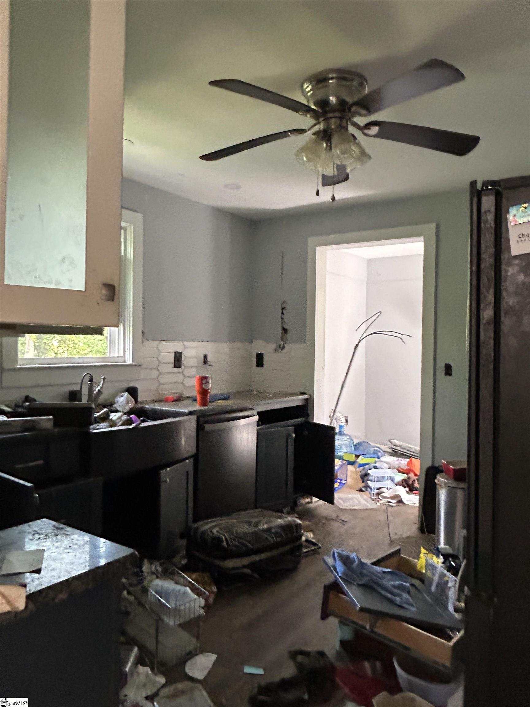 428 Academy, Laurens, South Carolina image 12