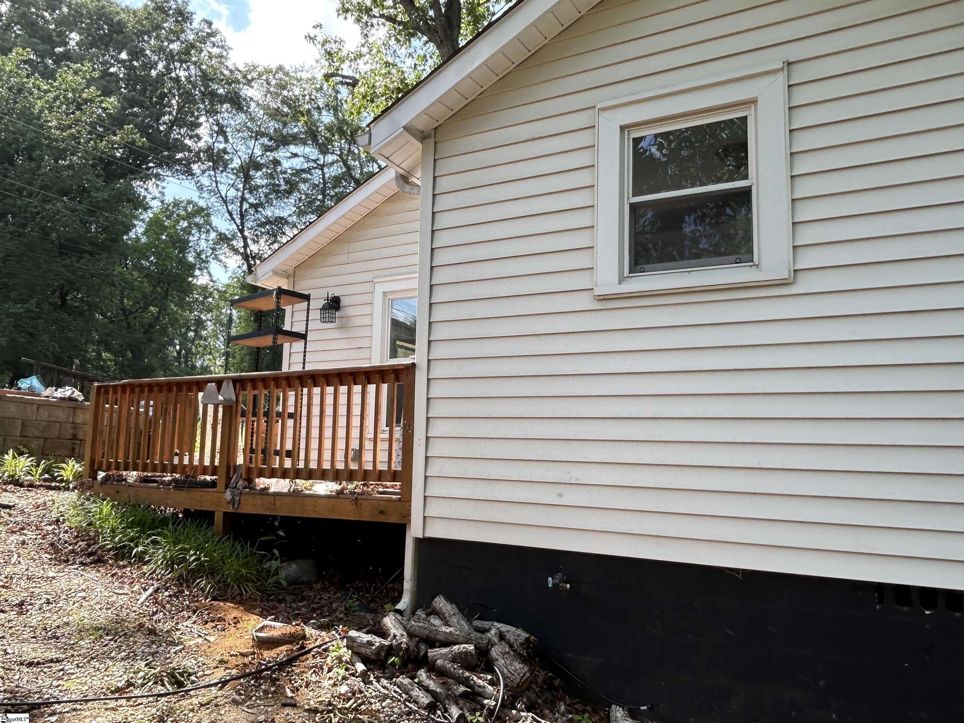428 Academy, Laurens, South Carolina image 15