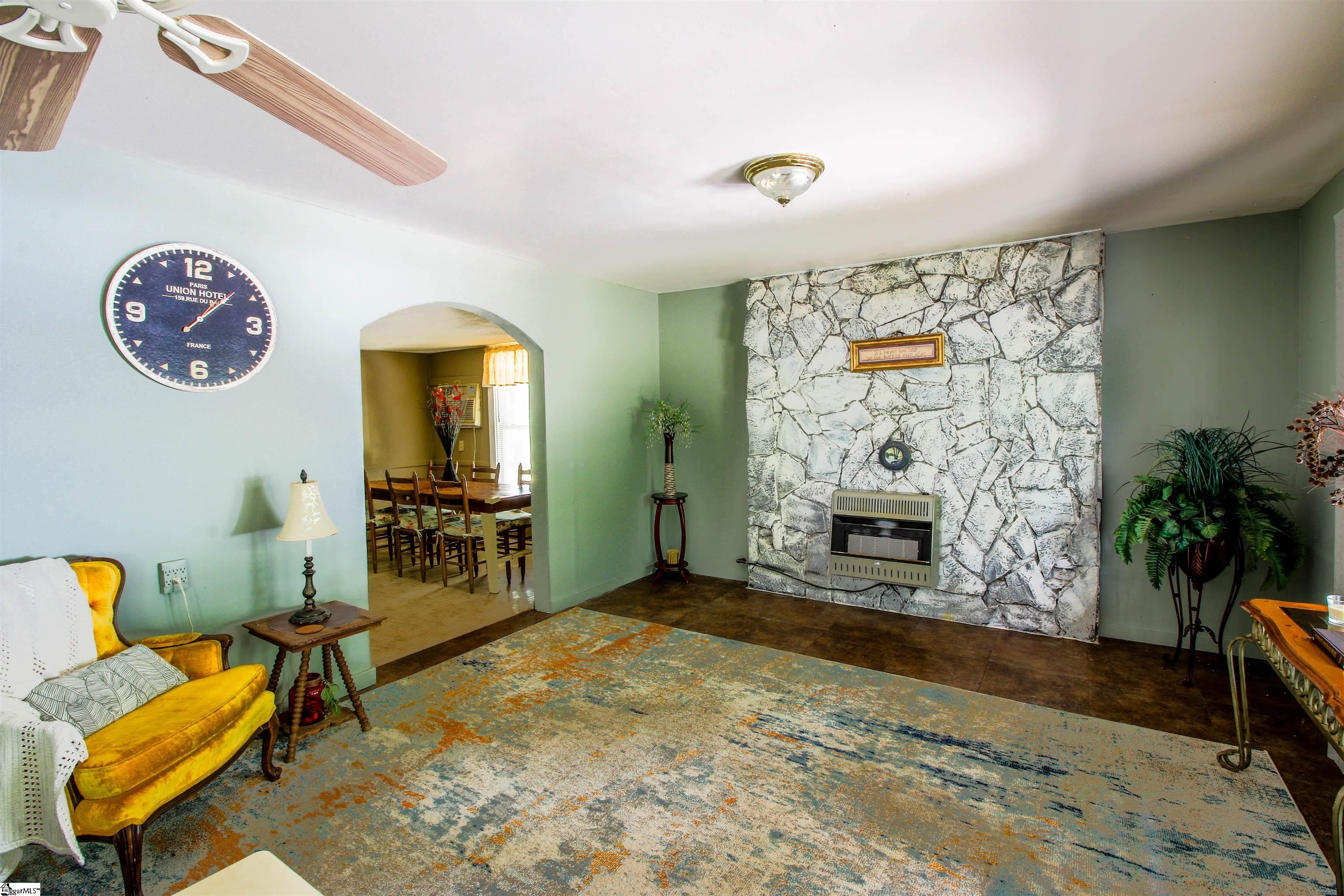 130 S King, Seneca, South Carolina image 4