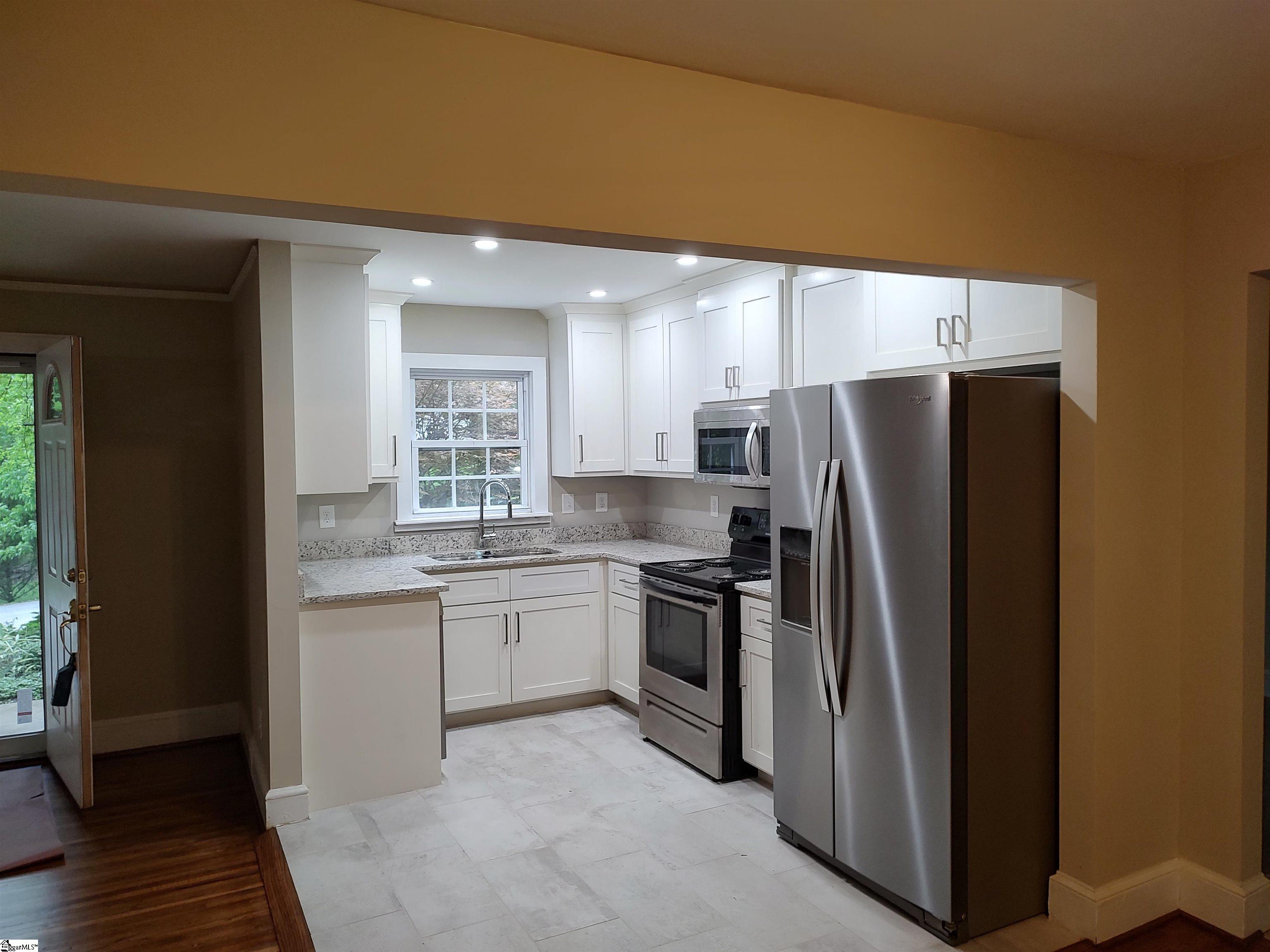 14 Dixie, Greenville, South Carolina image 9