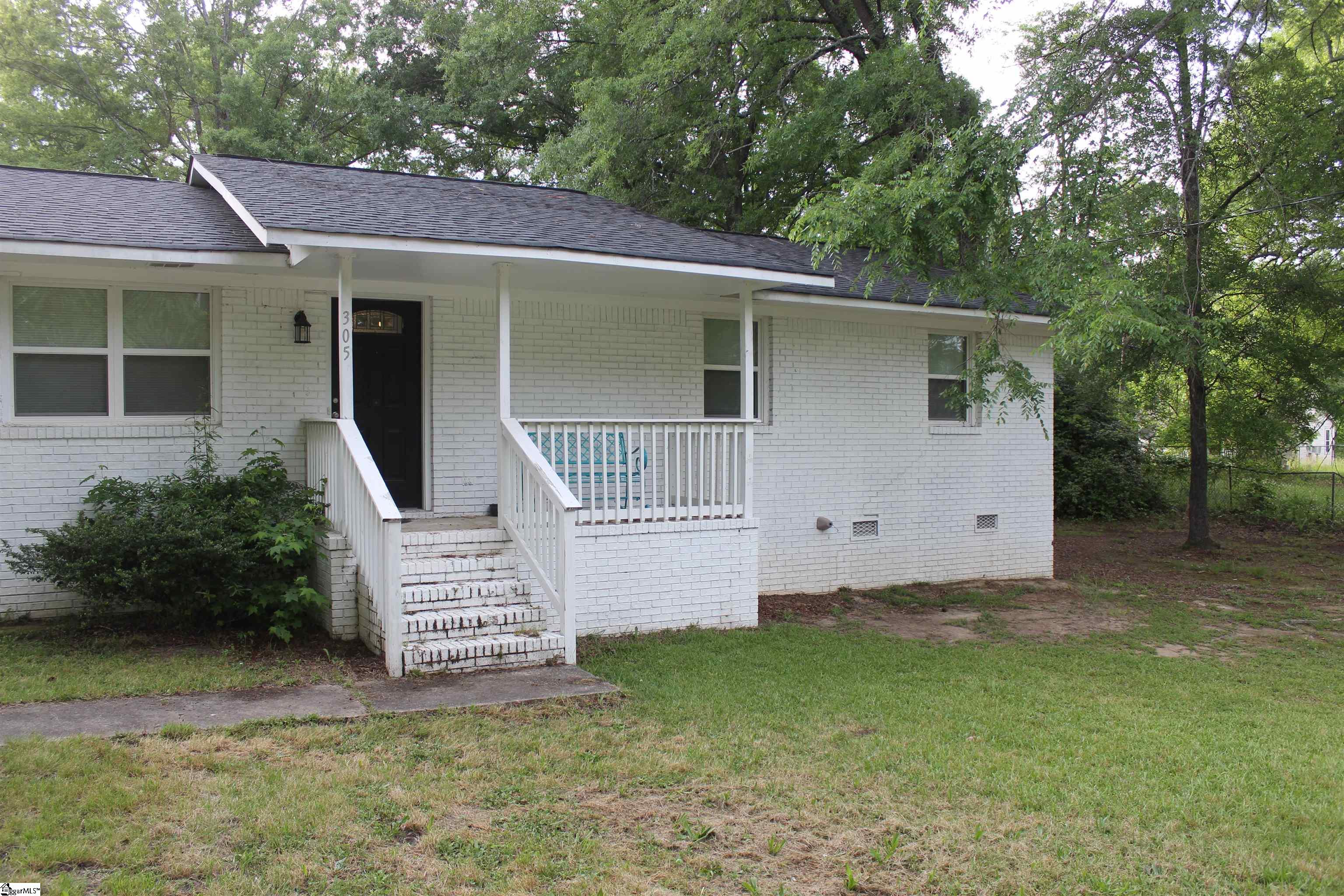 305 N Owens, Clinton, South Carolina image 1