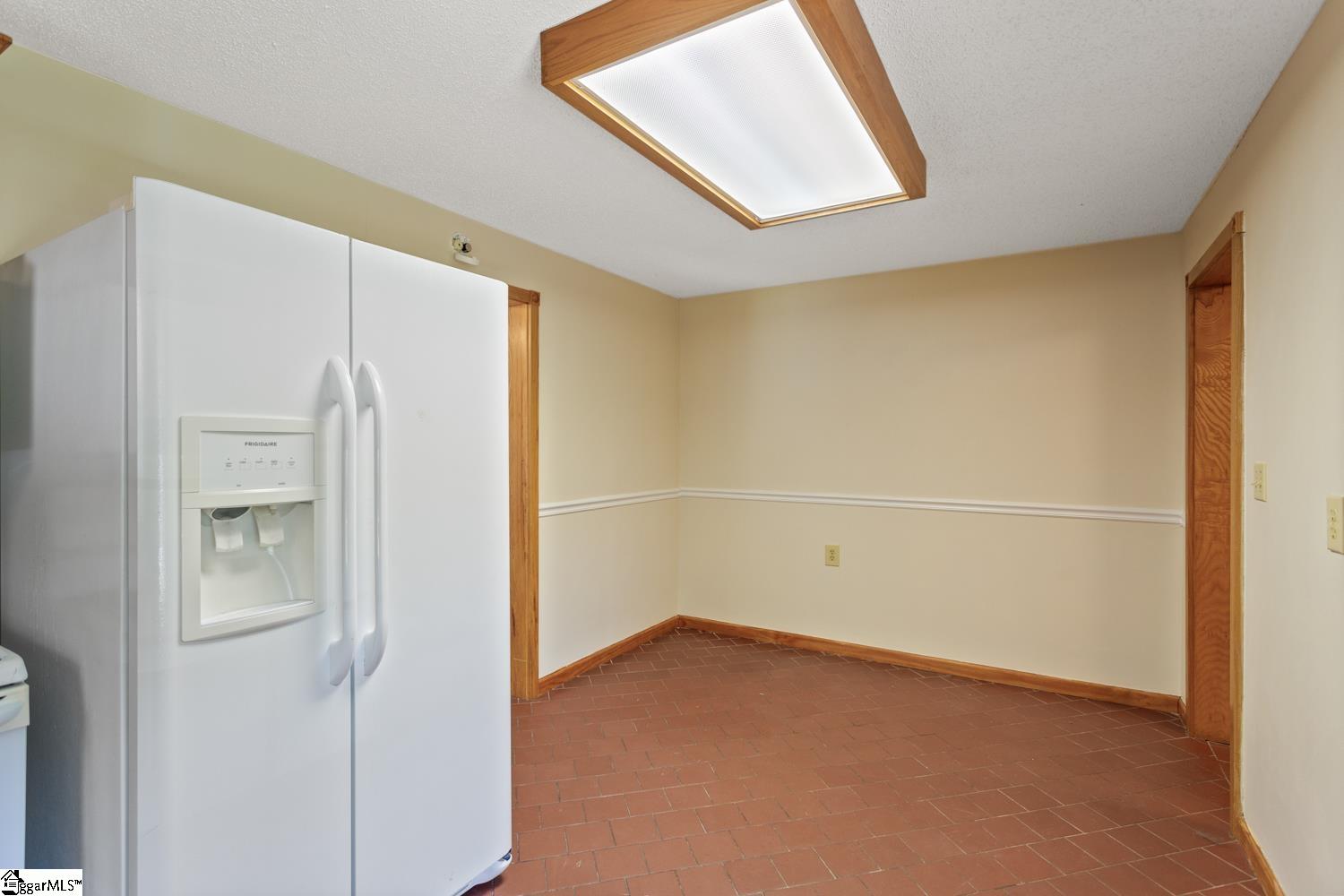 114 Augusta, Easley, South Carolina image 16