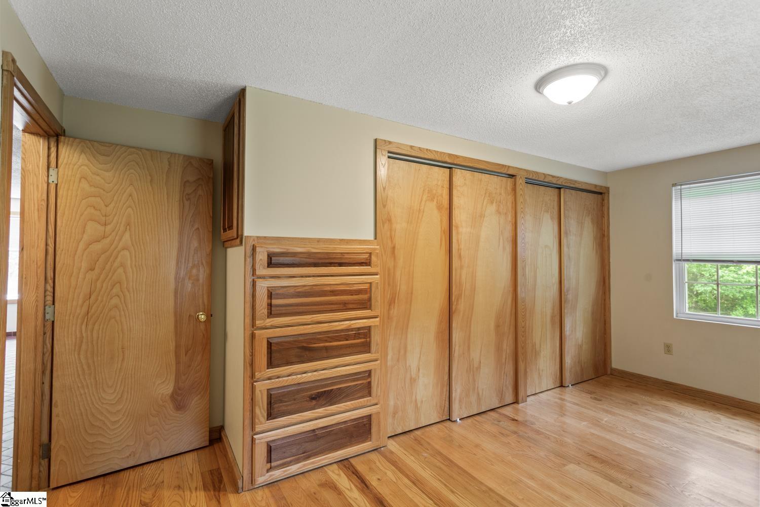 114 Augusta, Easley, South Carolina image 22