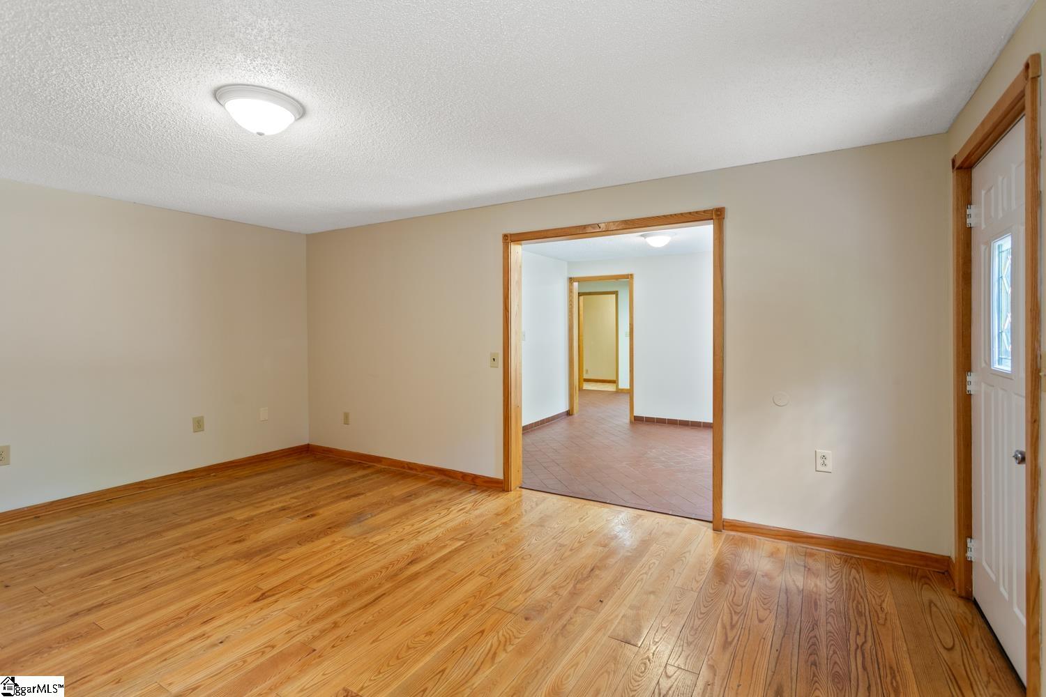 114 Augusta, Easley, South Carolina image 10