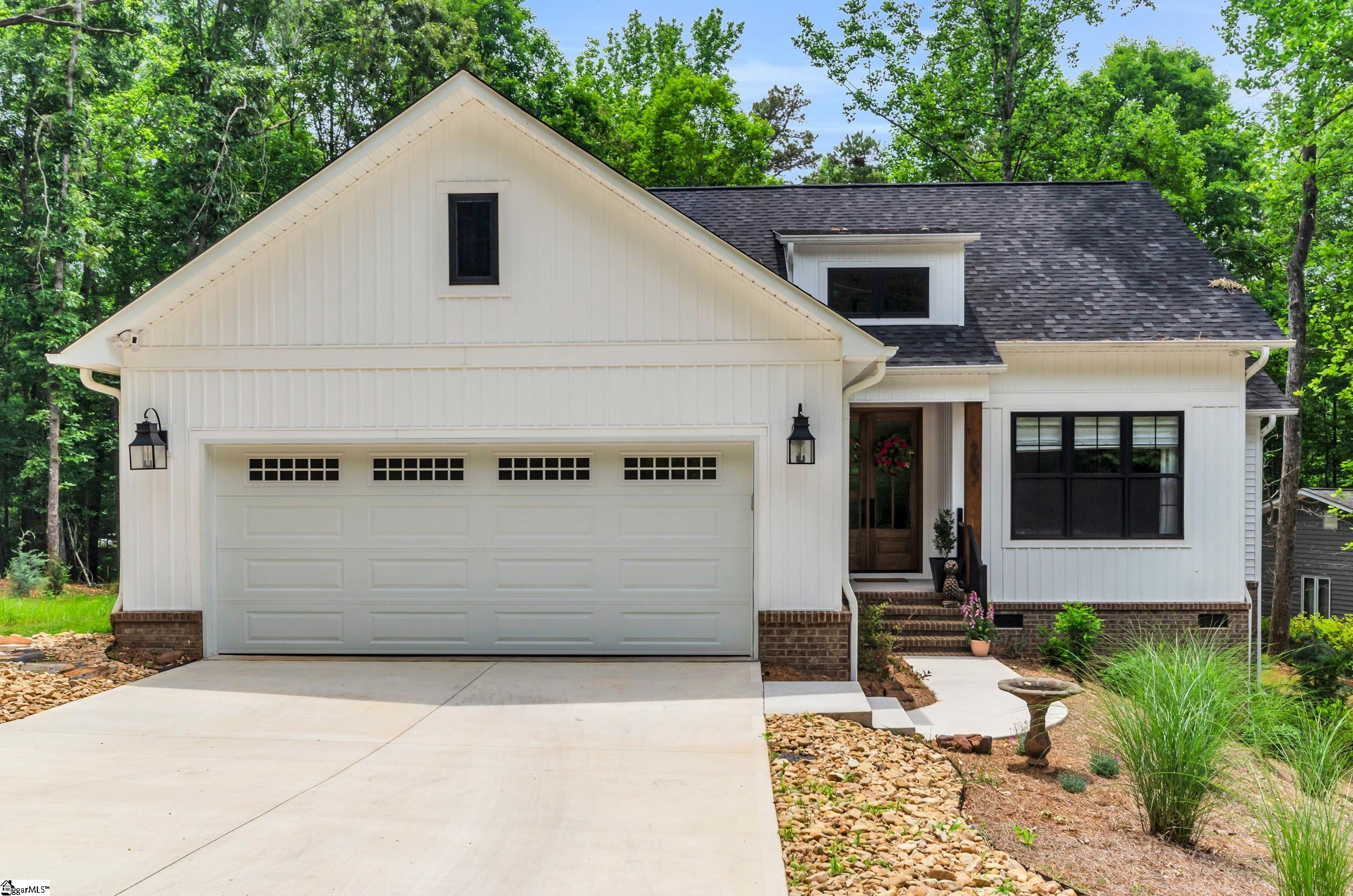 203 N Hogan, Westminster, South Carolina image 1