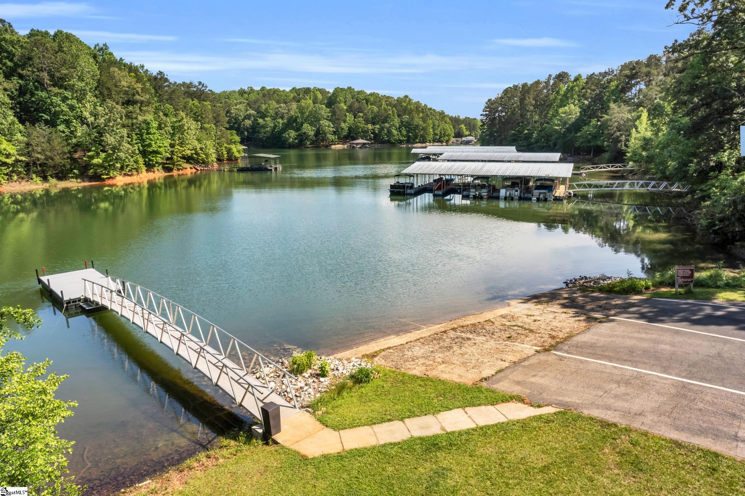 203 N Hogan, Westminster, South Carolina image 4