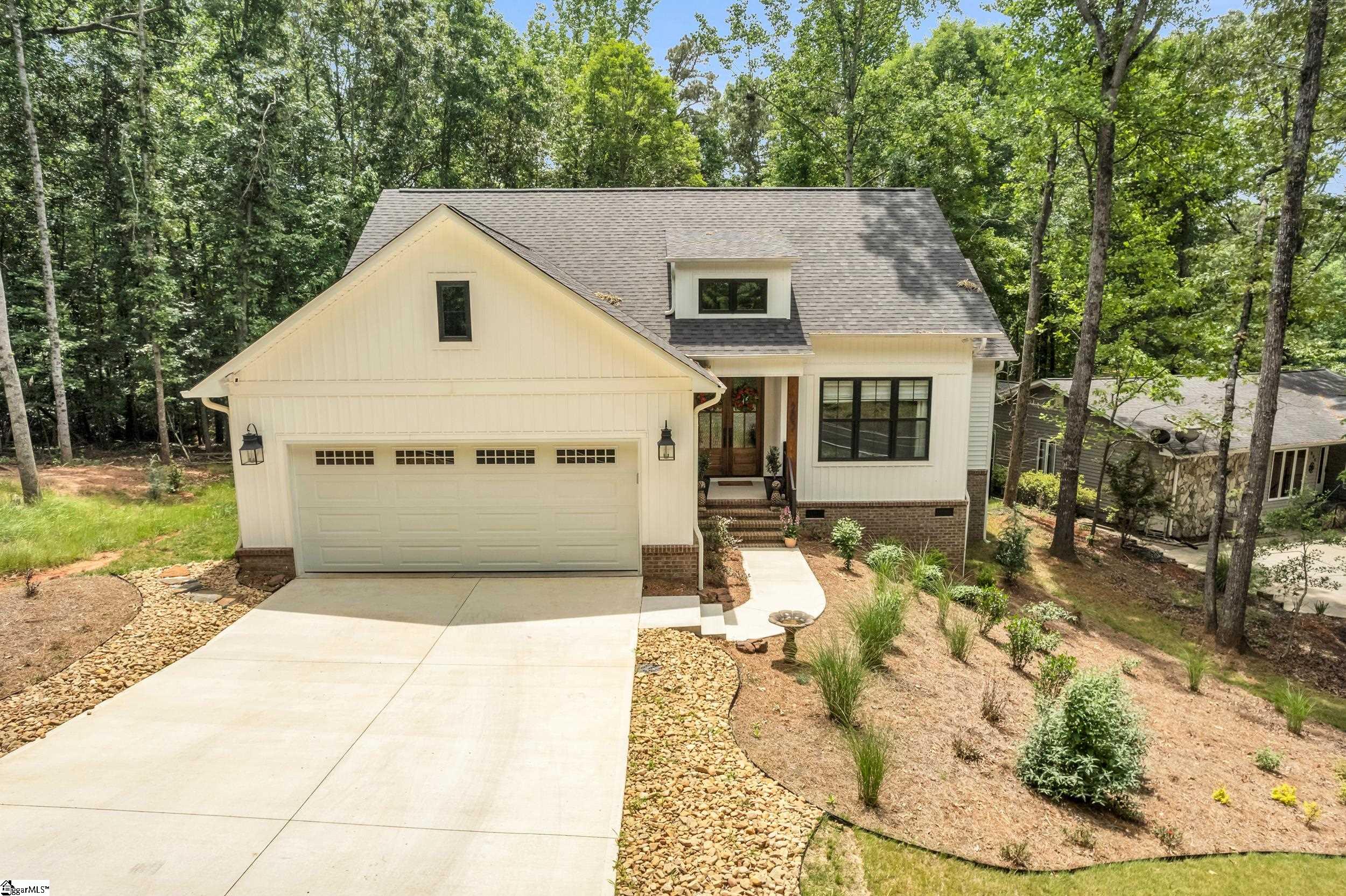 203 N Hogan, Westminster, South Carolina image 44