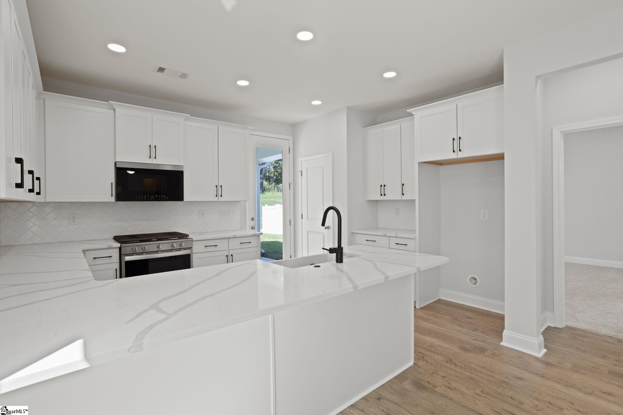 MLS #1557064 image #8