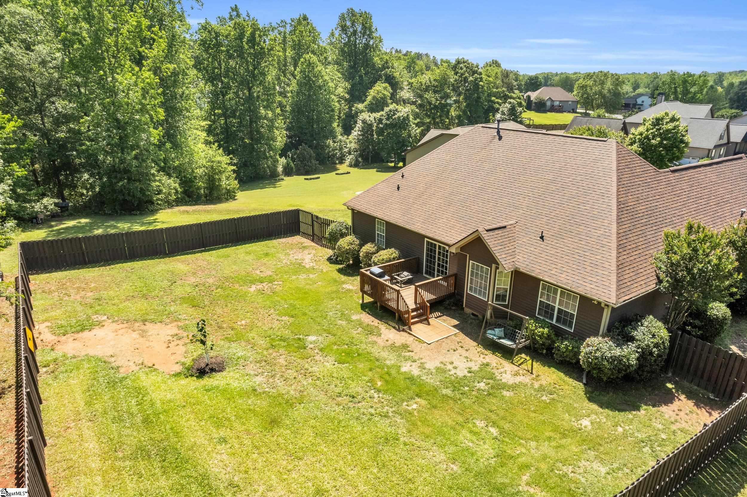 32 Berry Pine, Taylors, South Carolina image 2