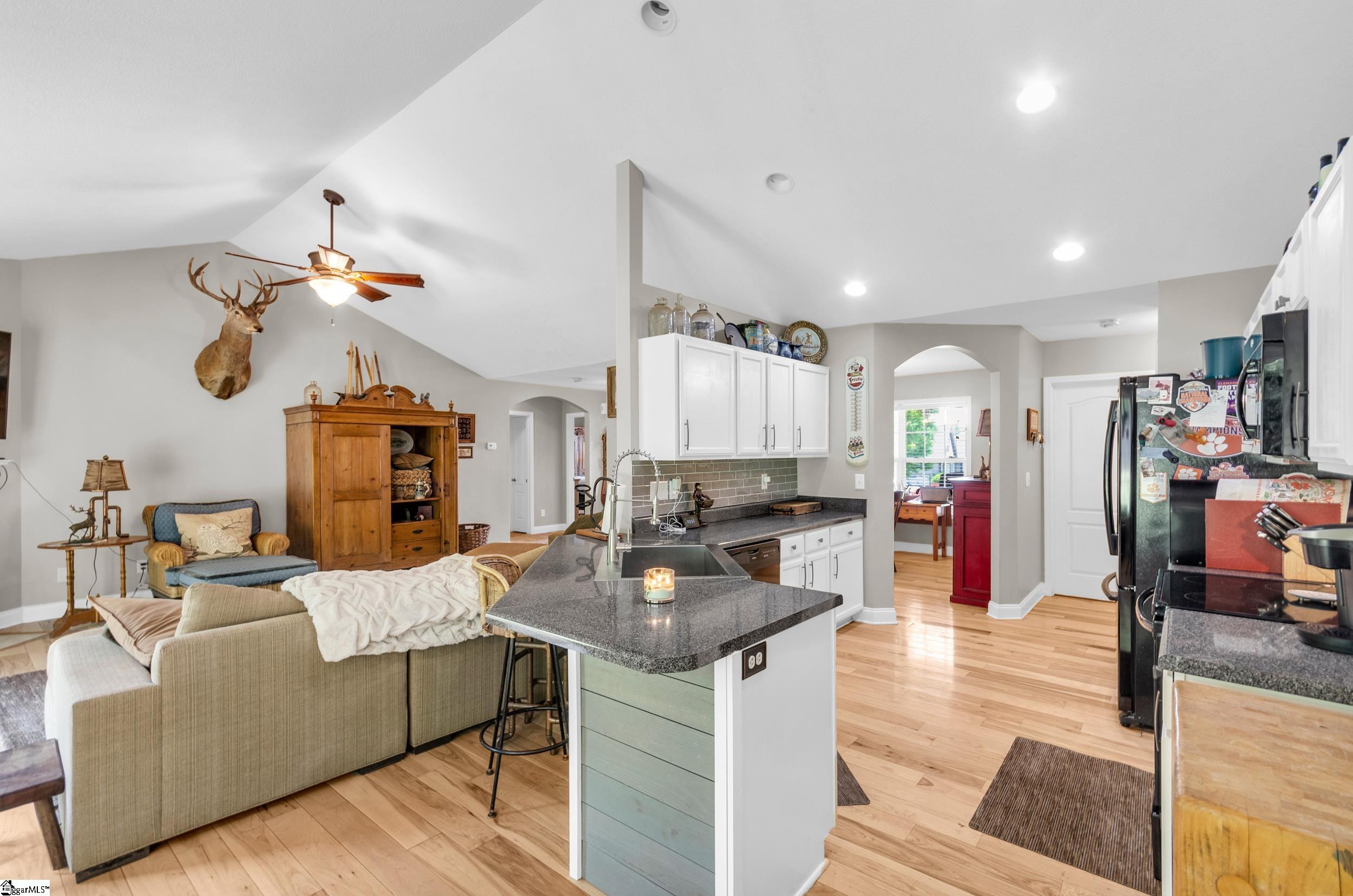 32 Berry Pine, Taylors, South Carolina image 10
