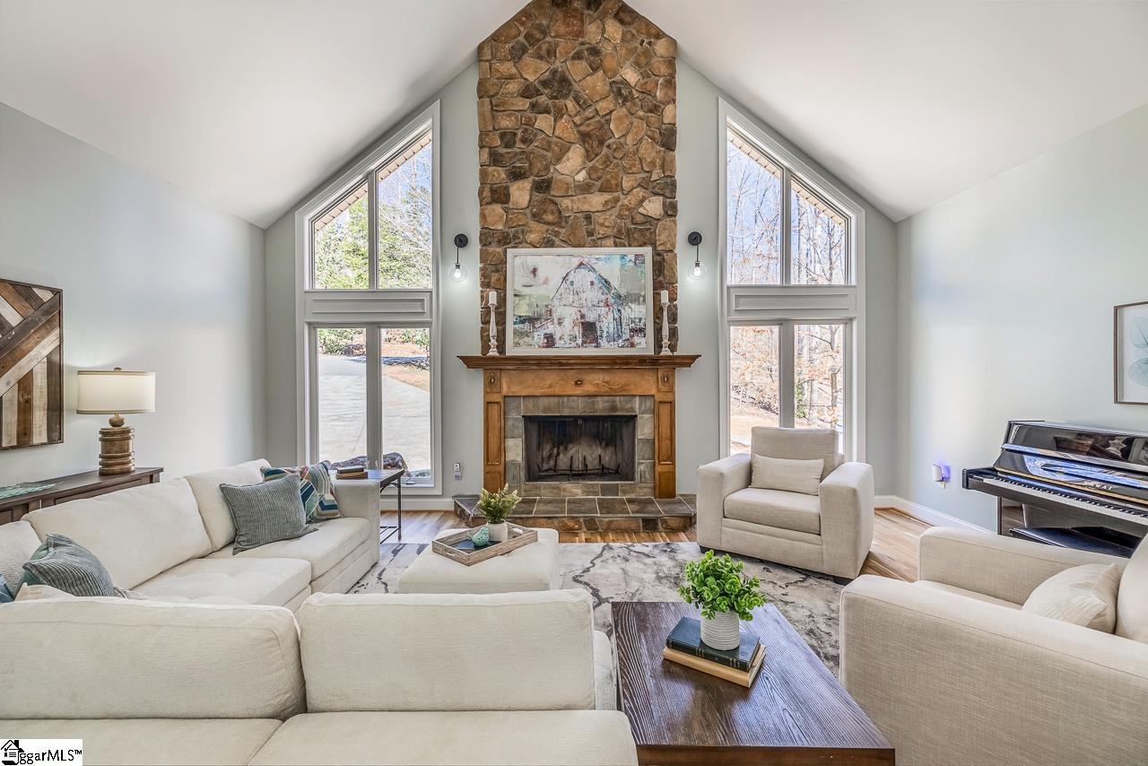 290 Coves End, Seneca, South Carolina image 3