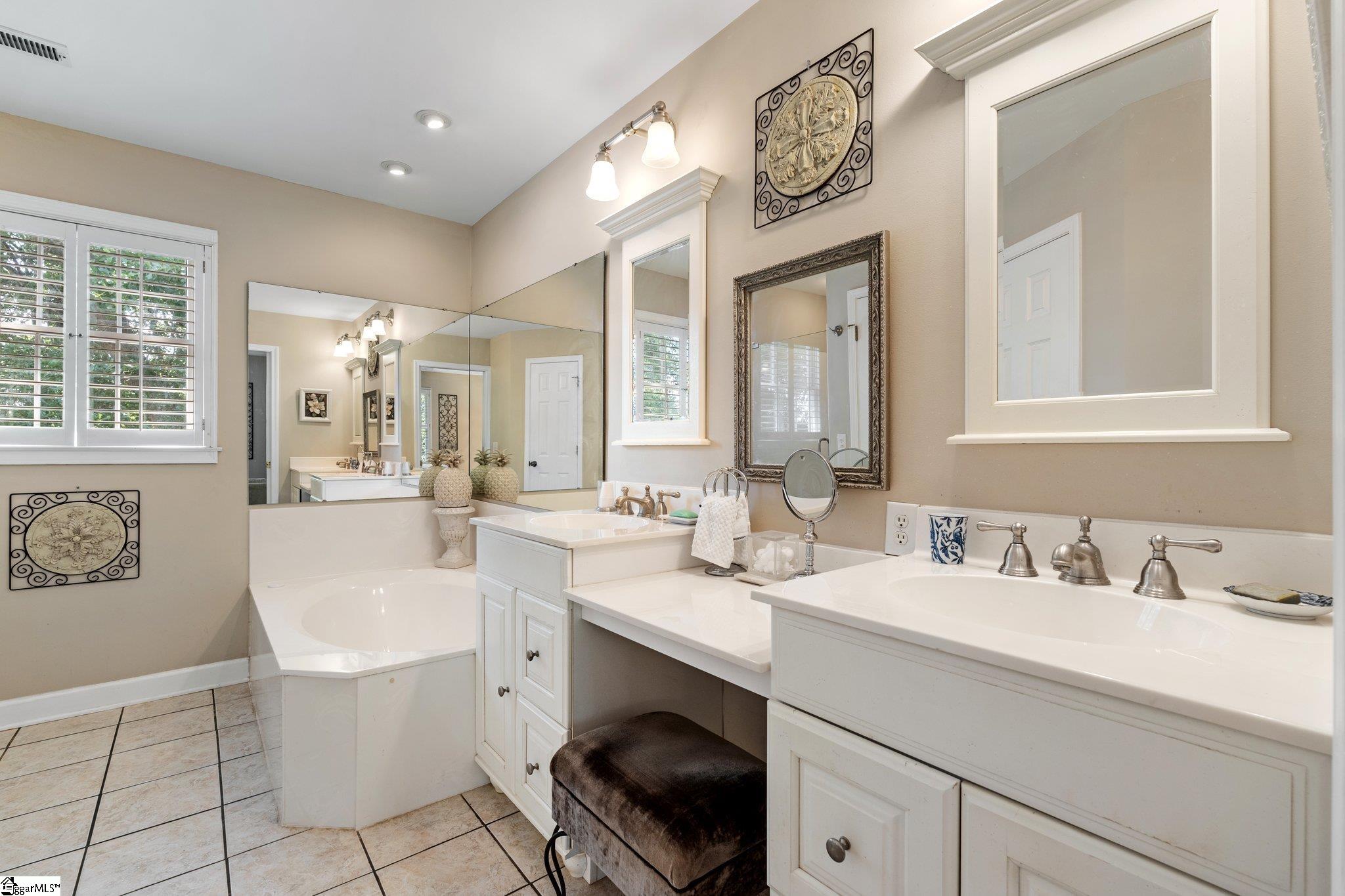 MLS #1557137 image #31