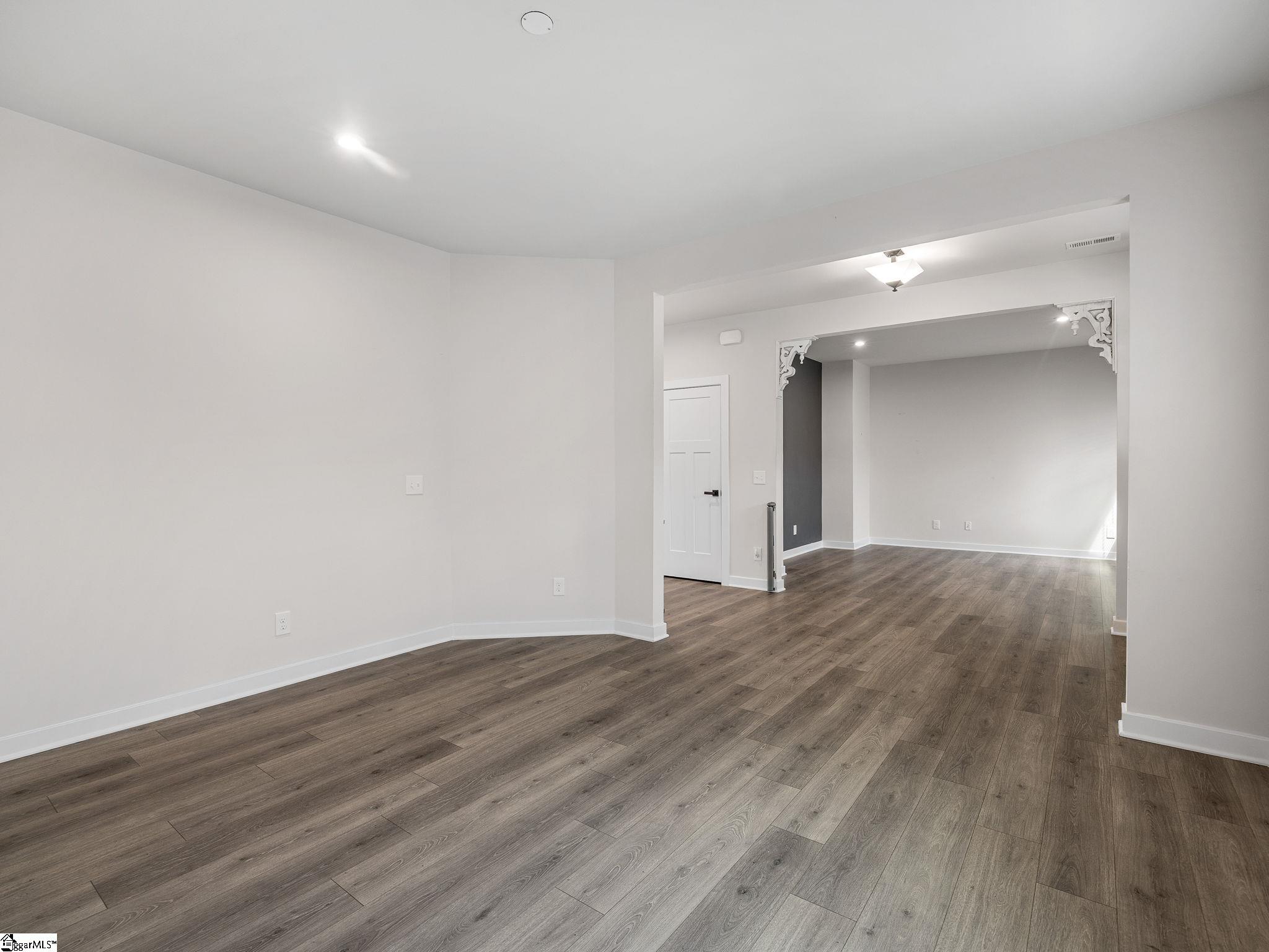 2094 Bluet, Woodruff, South Carolina image 11