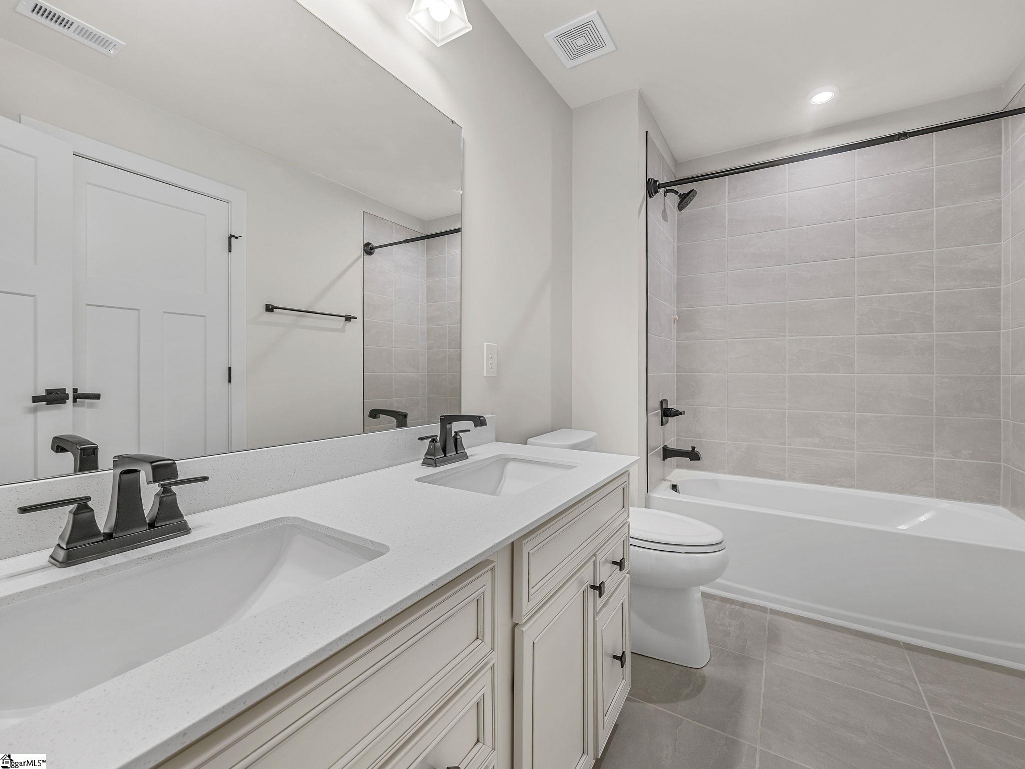 2094 Bluet, Woodruff, South Carolina image 43